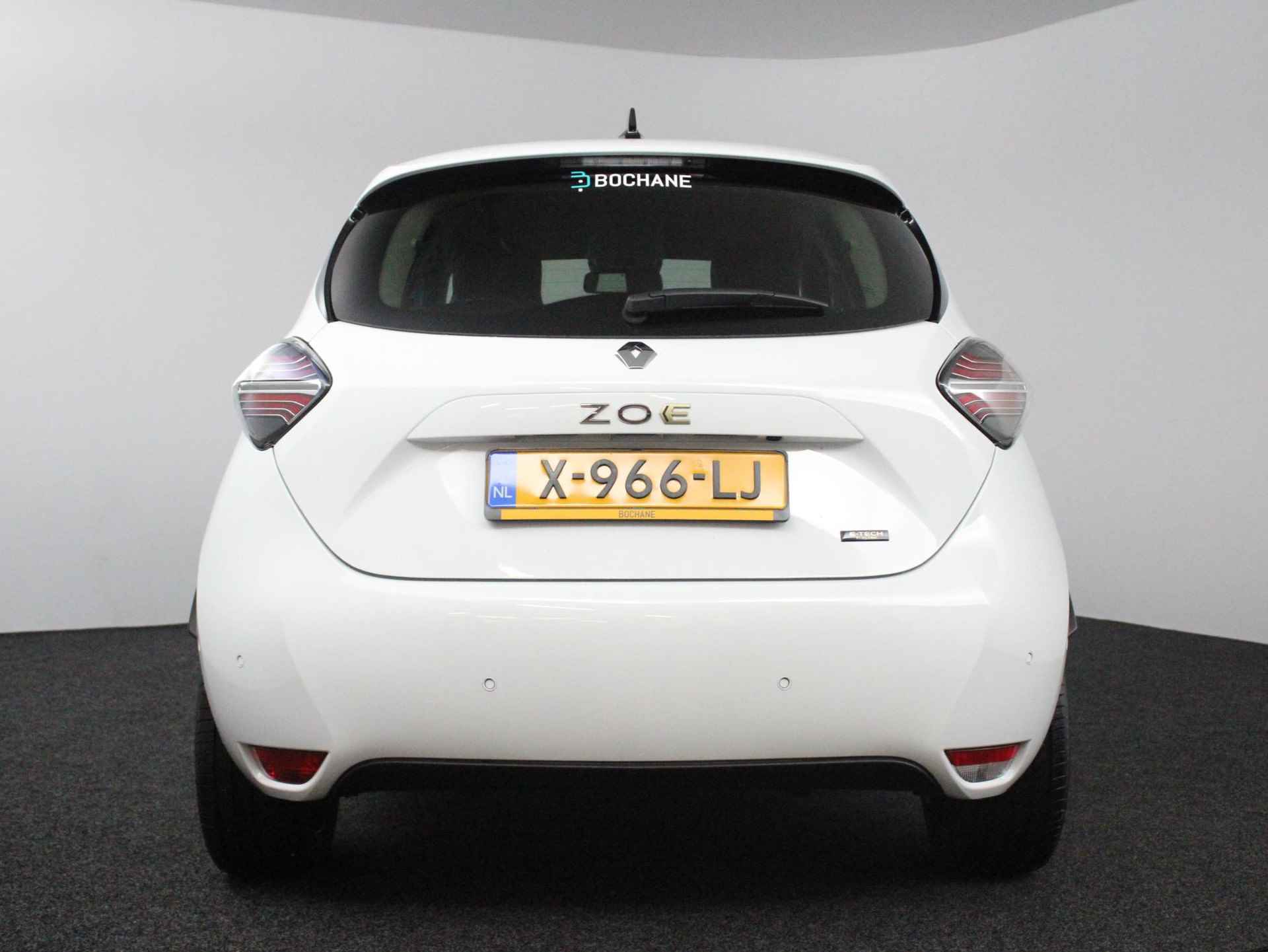 Renault ZOE R135 Iconic 52 kWh (Koopaccu) | Navi 9,3" | Clima | Cruise | Pack Winter | LM velgen 17" | PDC V+A + Camera | Apple Carplay/Android Auto - 6/42