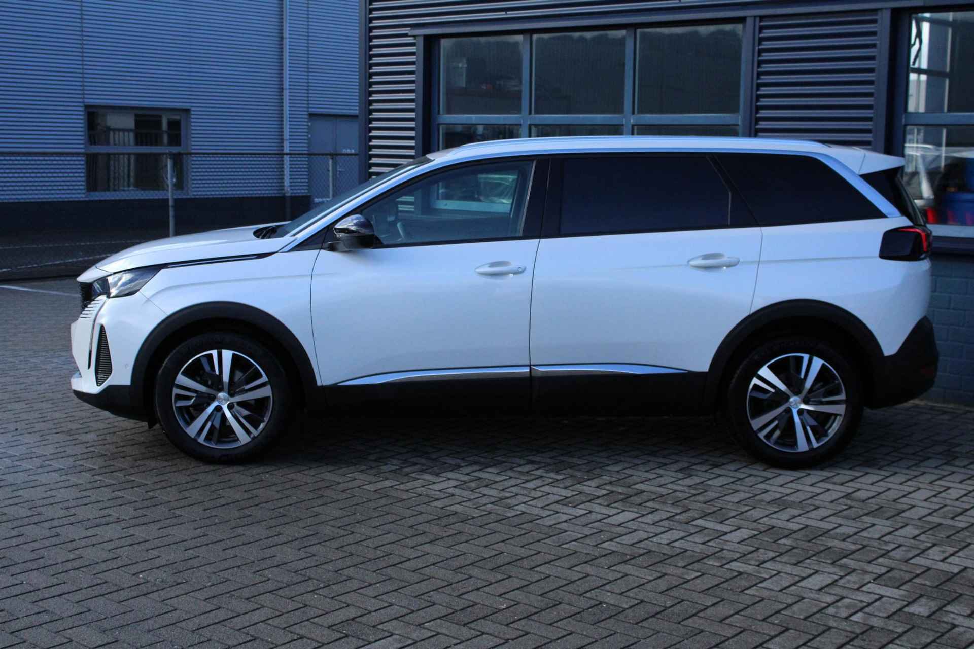 Peugeot 5008 1.2 PureTech Allure Pack Business - 2/31