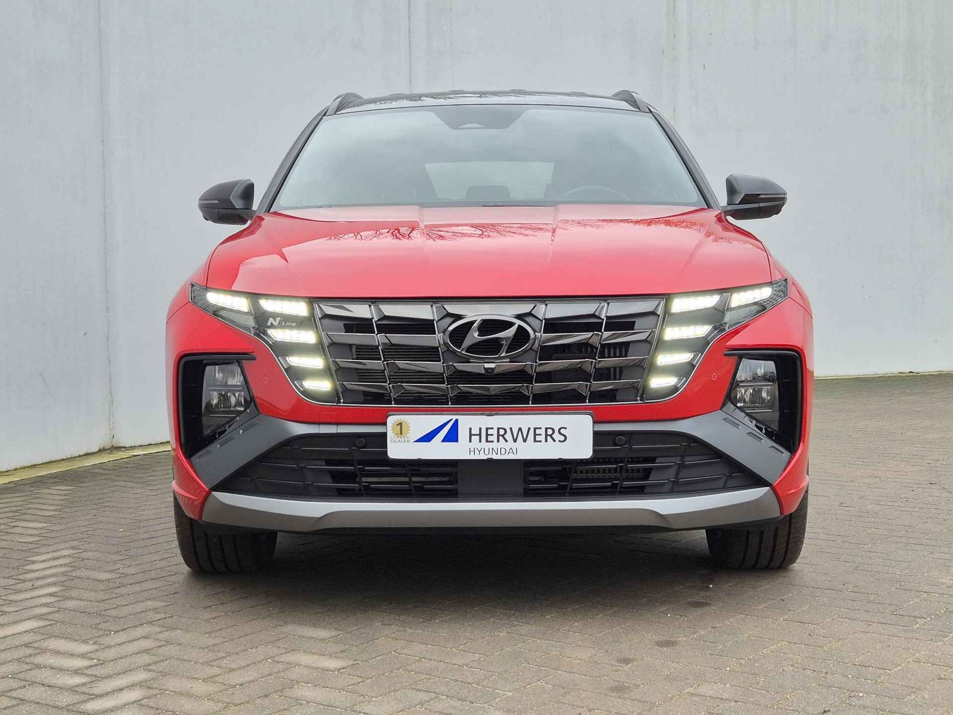 Hyundai Tucson 1.6 T-GDI PHEV plug-in N-line 4WD Automaat / Apple Carplay Android Auto / Elektrisch bedienbare stoelen - achterklep / Trekgewicht 1350 Kg / Stuur- en Stoelverwarming / - 46/60