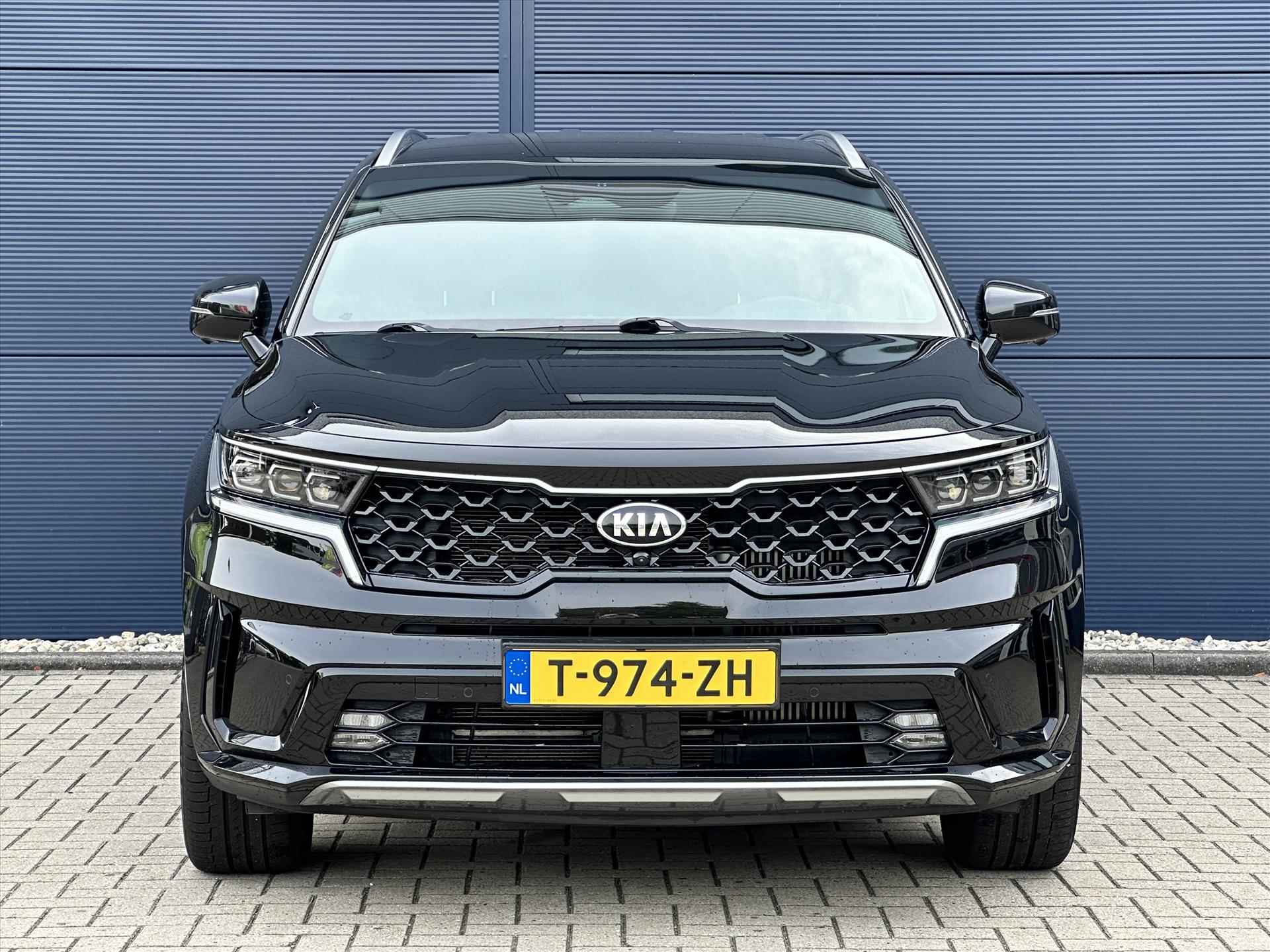 Kia Sorento 1.6 T-GDi 265pk PHEV 4WD 7P Aut ExecutiveLine | Stoelkoeling | Stoelverwarming |Trekhaak | Leder | Dodehoek camera | Bose | - 2/55