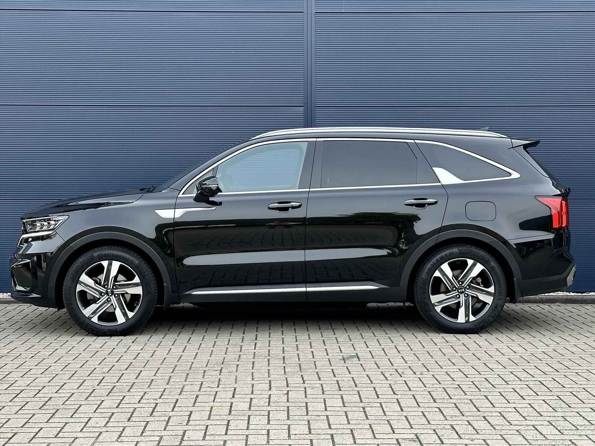 Kia Sorento 1.6 T-GDi 265pk PHEV 4WD 7P Aut ExecutiveLine | Stoelkoeling | Stoelverwarming |Trekhaak | Leder | Dodehoek camera | Bose | - 3/55