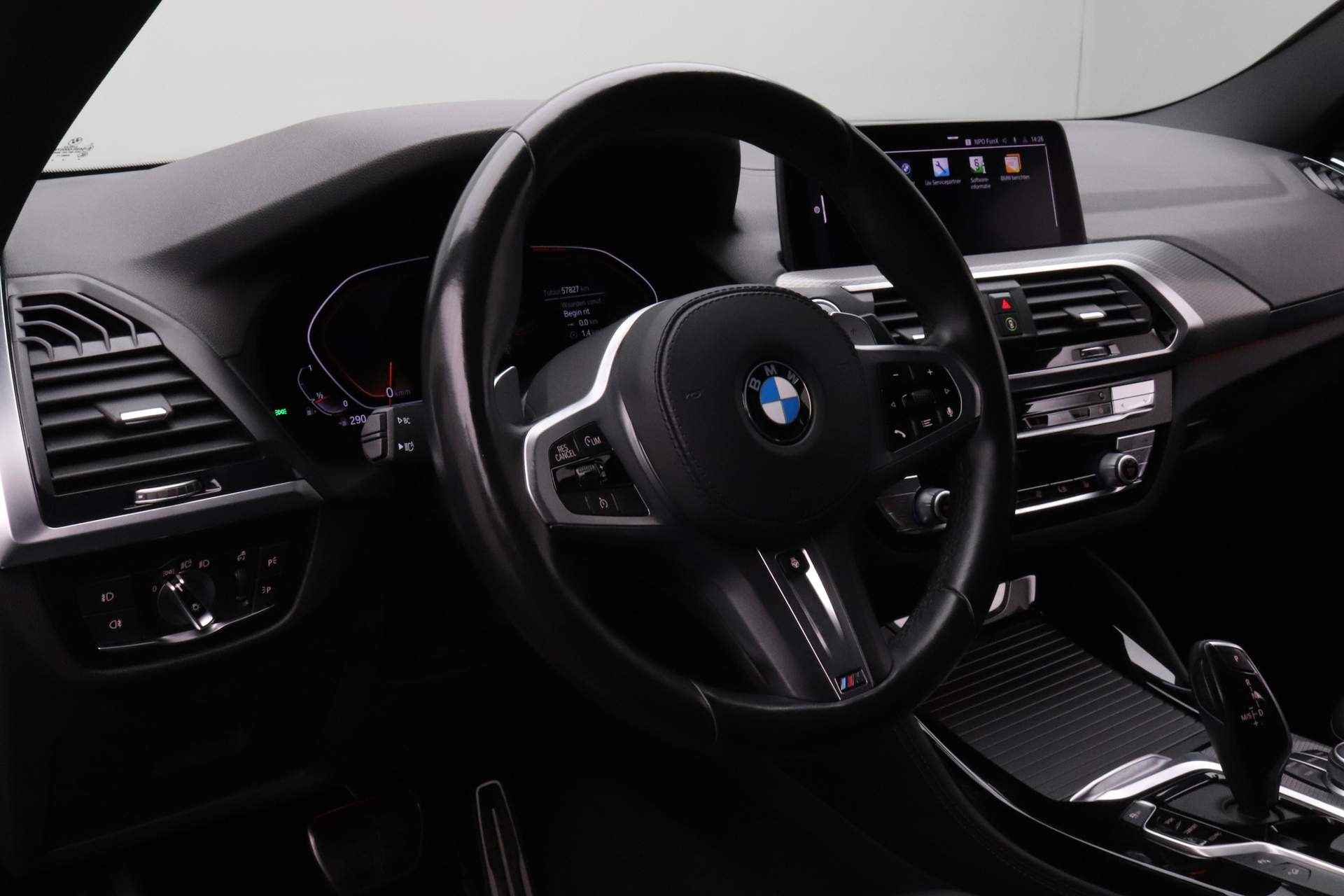 BMW X4 xDrive20i High Executive Edition | Model M Sport | Stuurwielrand verwarmd | High-beam assistant | BMW Head-Up Display | Harman Kardon Surround Sound Systeem | Comfort telefoonvoorbereiding met draadloze oplaadmogelijkheid | - 14/25