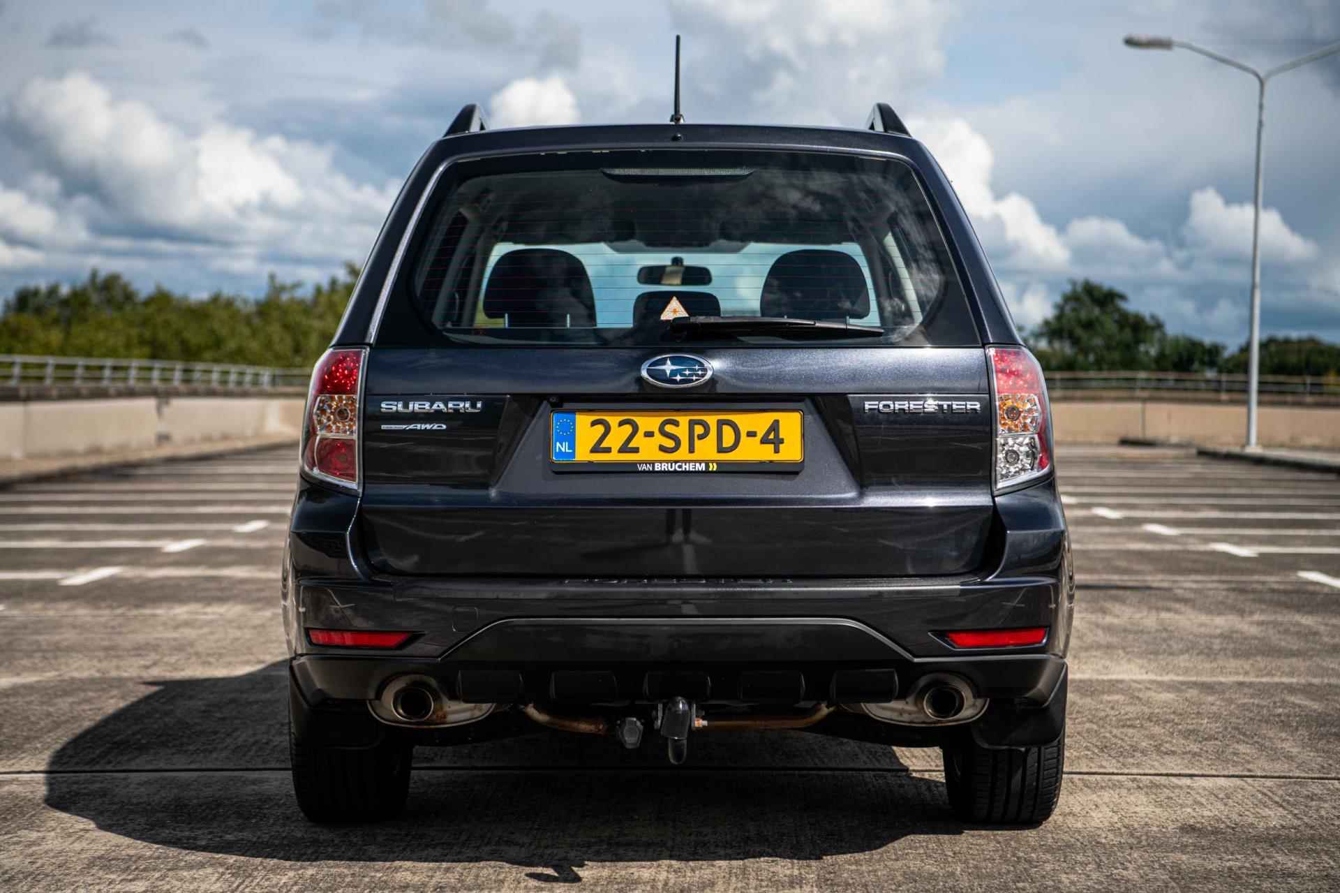 Subaru Forester 2.0 XS Luxury 150pk | Airco/climate | Cruise | Trekhaak max. 2.000kg | Camera |LM Velgen | Stoelverw. voor | 4 x4 - 7/45