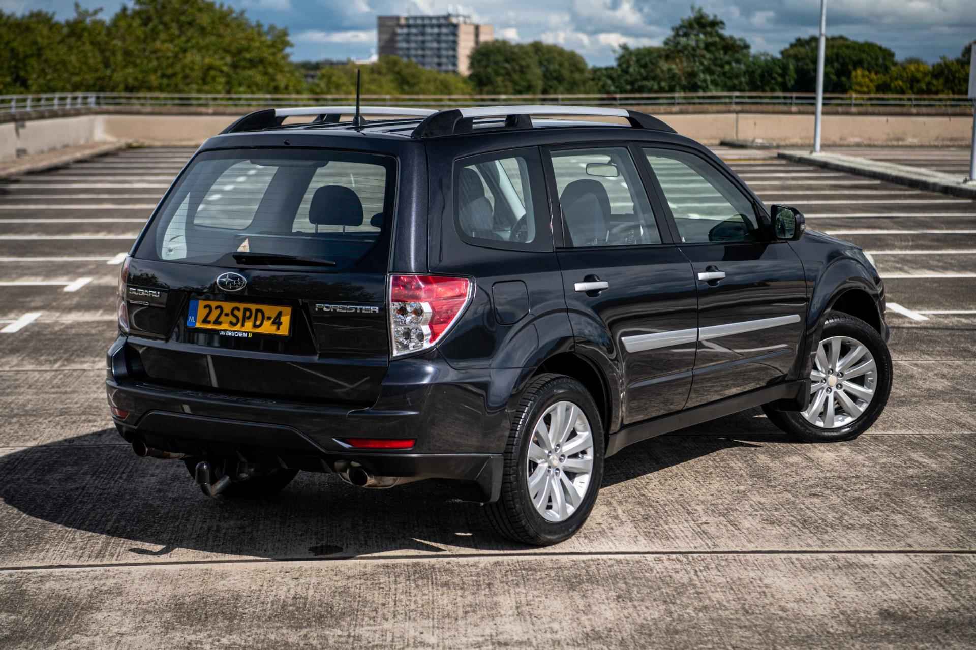 Subaru Forester 2.0 XS Luxury 150pk | Airco/climate | Cruise | Trekhaak max. 2.000kg | Camera |LM Velgen | Stoelverw. voor | 4 x4 - 12/45