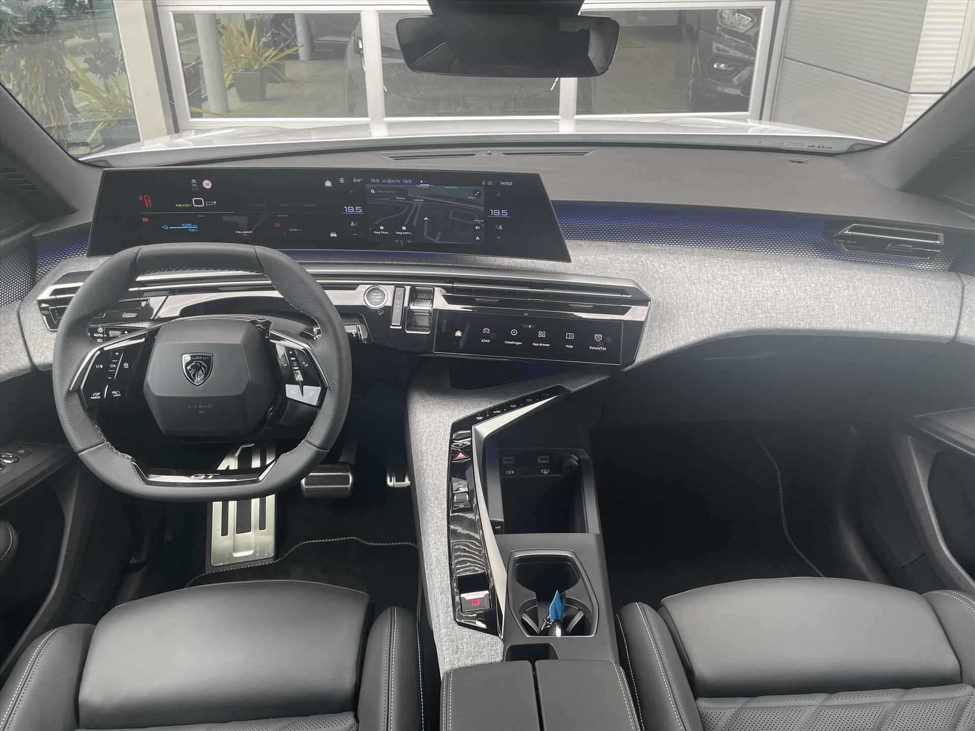 PEUGEOT 3008 EV 73 kWh 210pk GT | Stoelverwarming | Apple Carplay / Android Auto | Elektrisch bedienbare achterklep | Keyless Entry | Navigatie | - 10/26