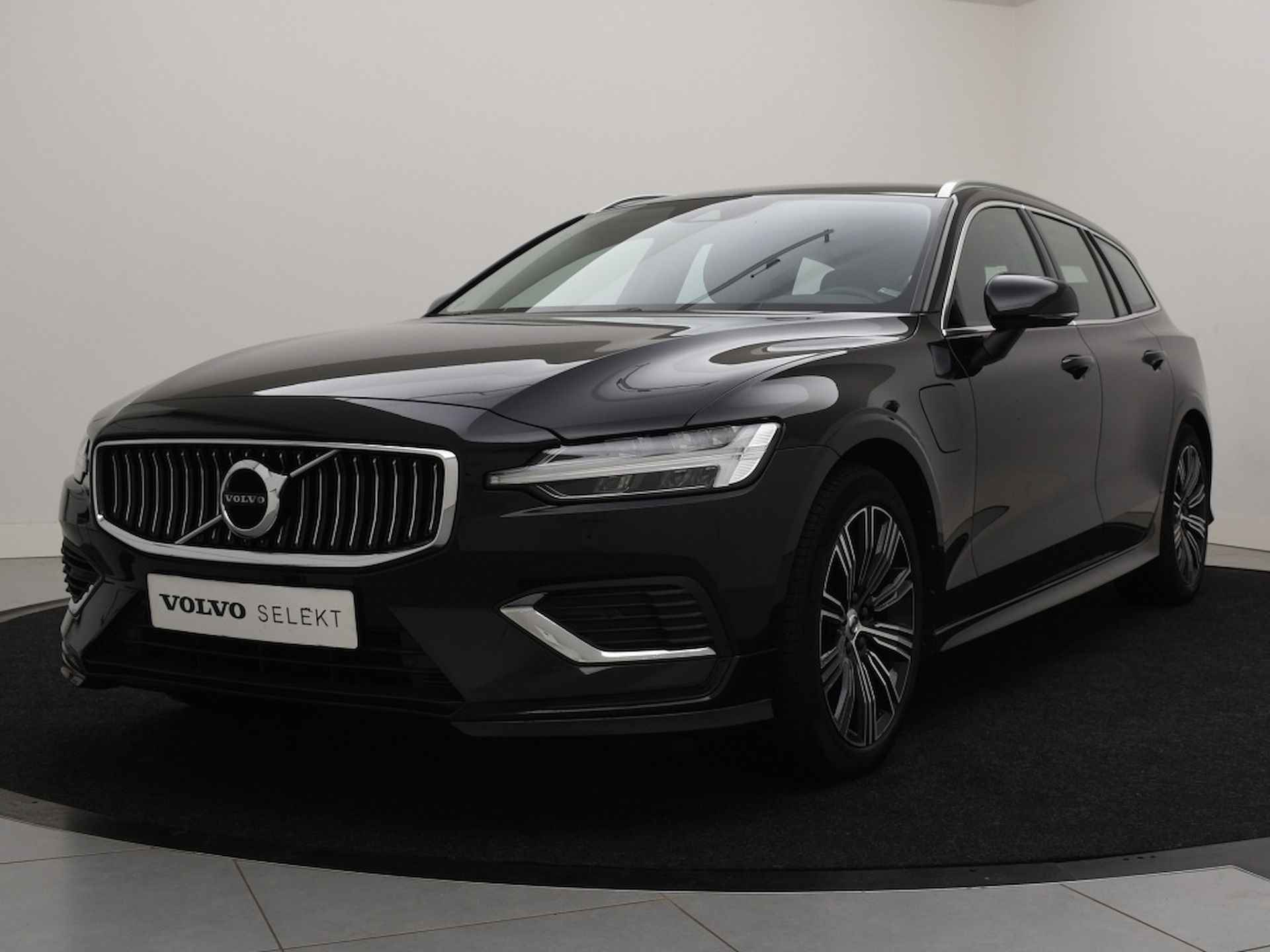 Volvo V60 T6 PLUG-IN HYBRID INSCRIPTION LEDER ELEK.STOEL 18INCH STOELVERWA - 2/44