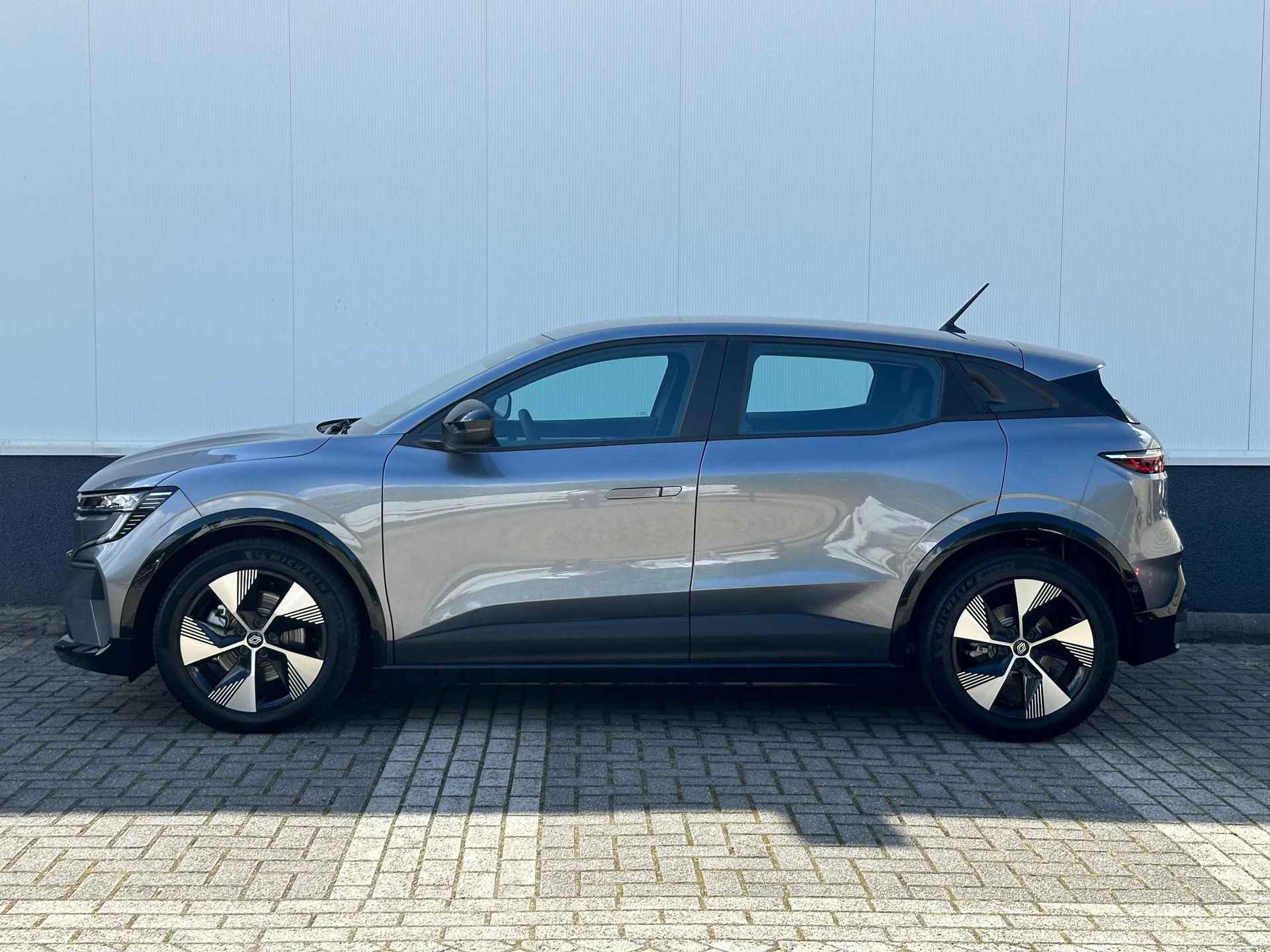 Renault Megane E-Tech EV60 Optimum Charge Business Ed. Evolution | NIEUW | Direct leverbaar! | - 4/24