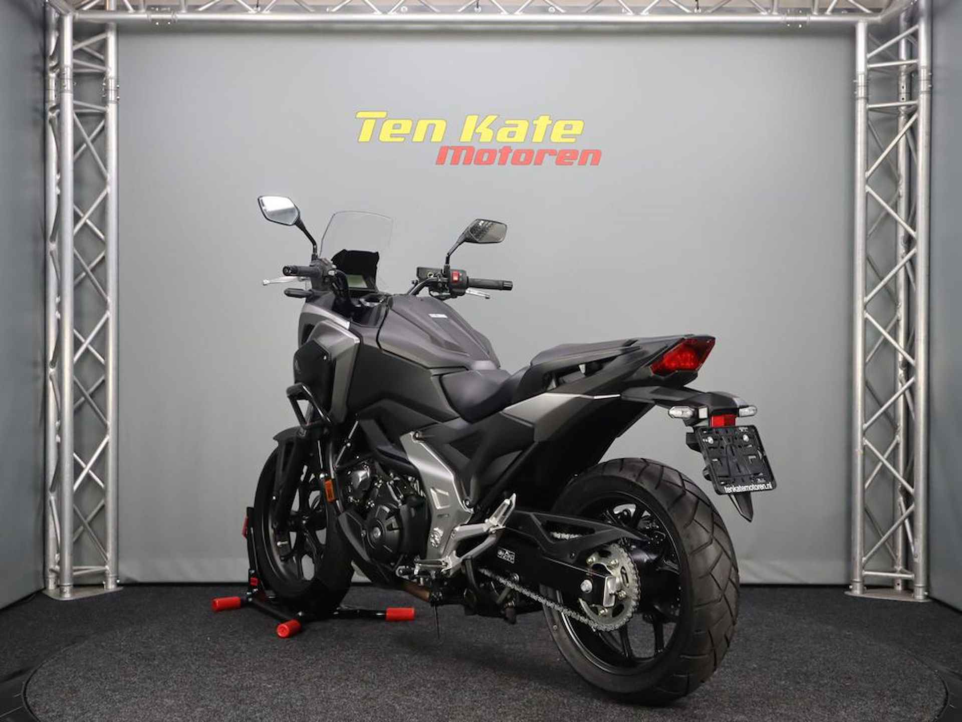 Honda NC 750 X - 8/12