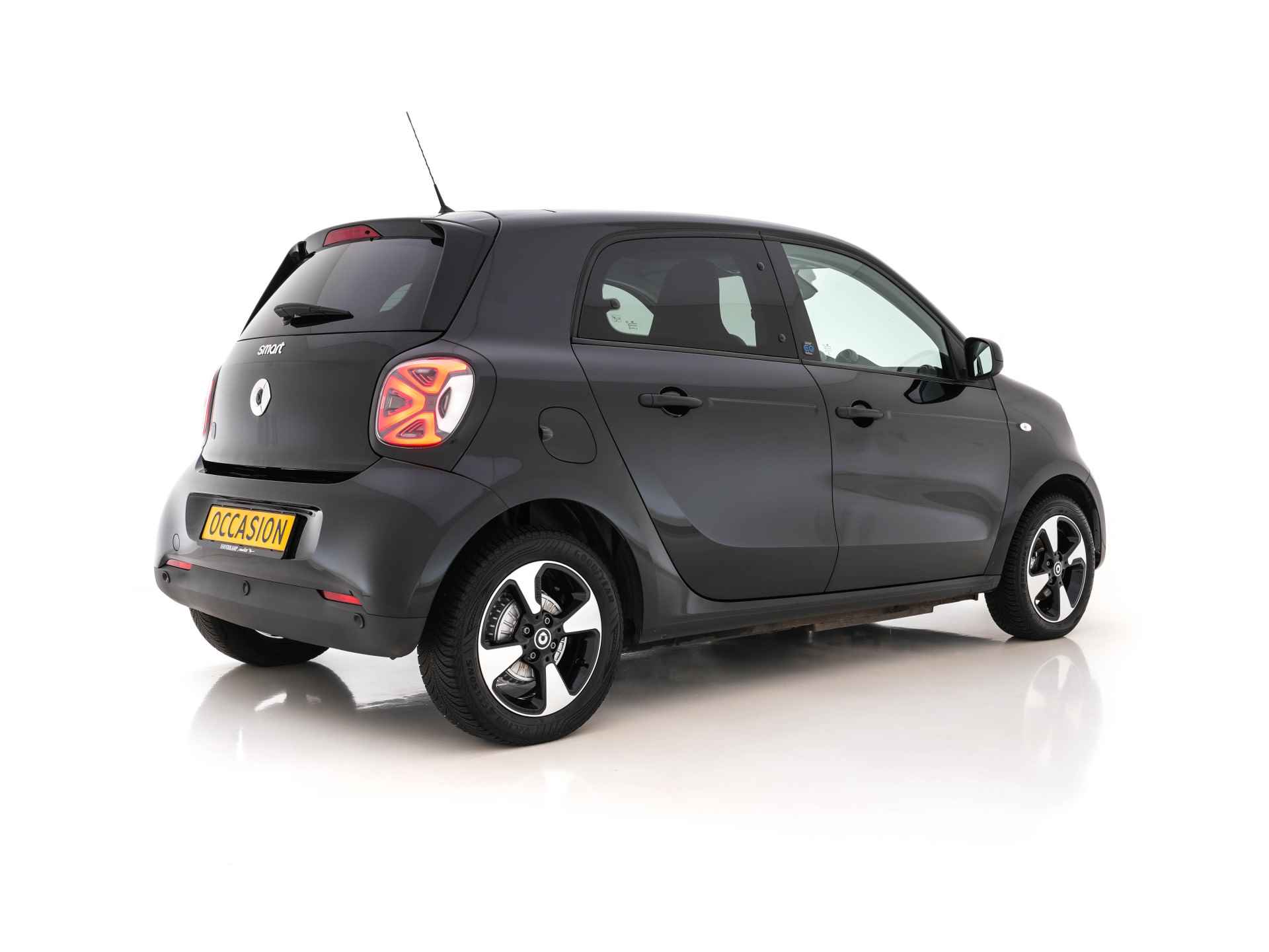 Smart Forfour EQ Passion Edition-One-Pack 18 kWh [ 3-Fase ] Aut. *PANO | MICROFIBRE | NAVI-FULLMAP | LED-LIGHTS | CAMERA | DAB | PDC | AIRCO | COMFORT-SEATS | 16"ALU* - 6/30