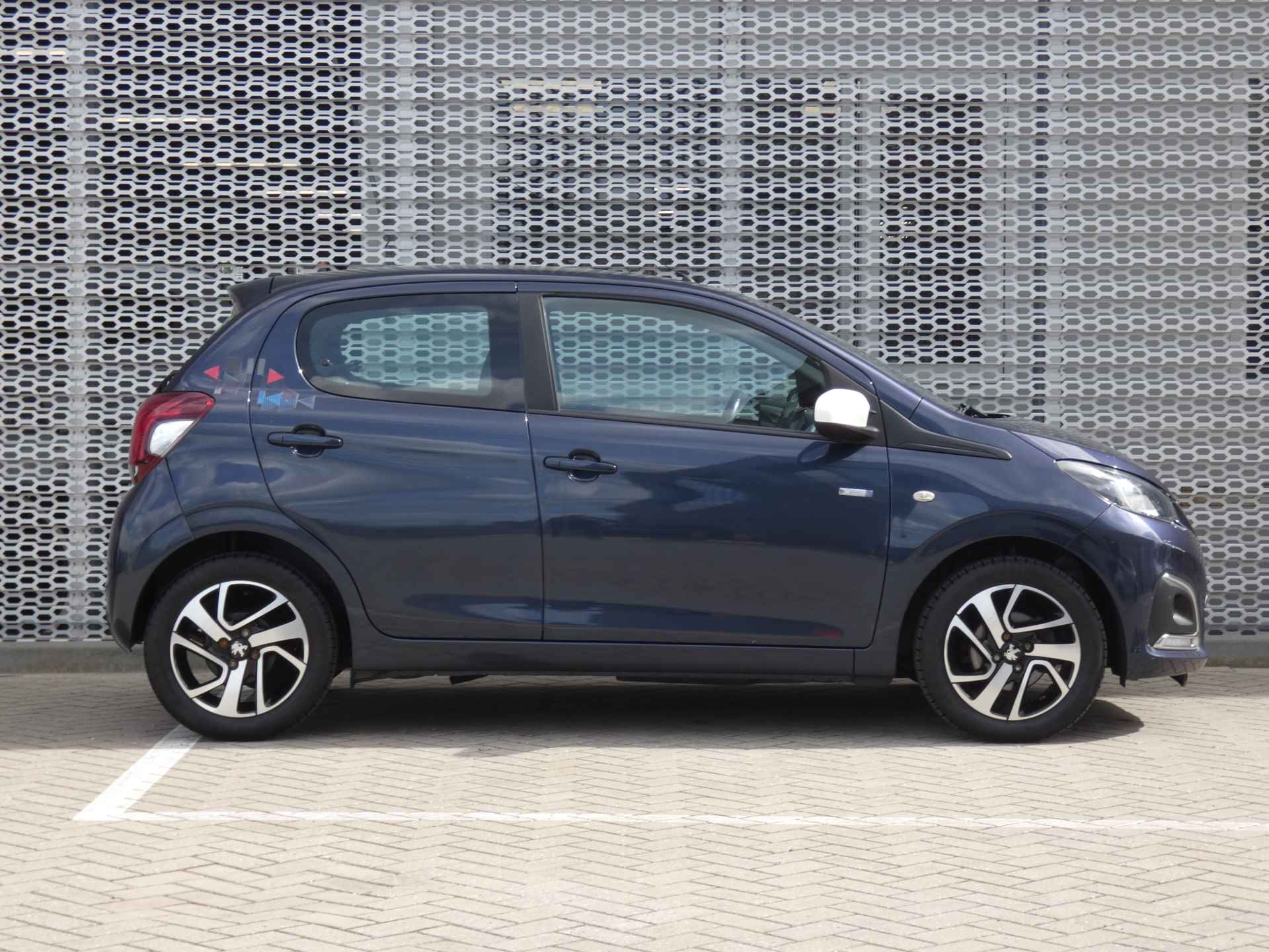 Peugeot 108 1.0 72PK Envy | Airco | Bluetooth | Lichtmetalen Velgen | Elektr. Ramen - 26/29