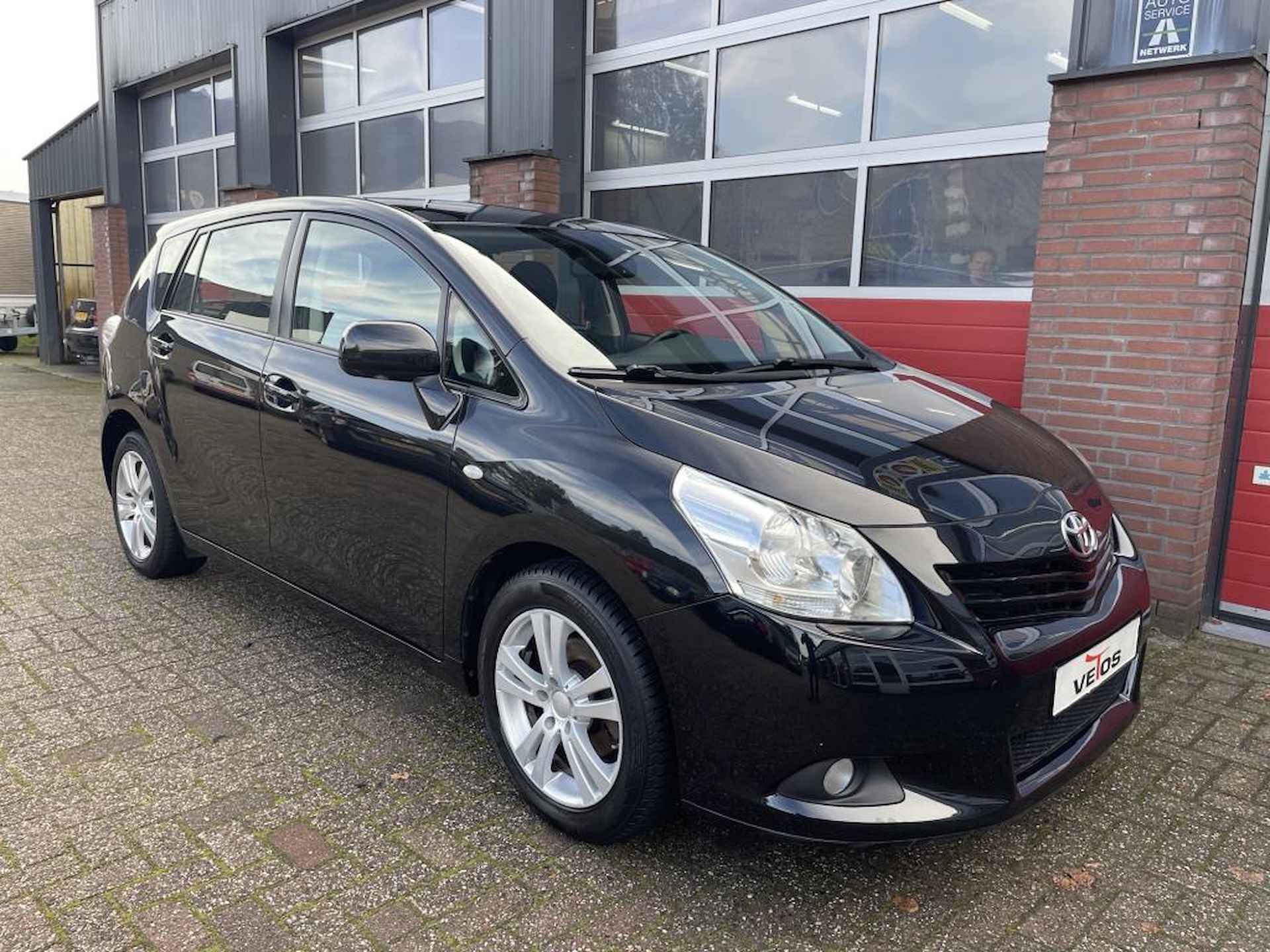 Toyota Verso 1.8 VVT-i Executive 7 Persoons, Panoramadak, Keyless, Camera, Cruise - 6/16