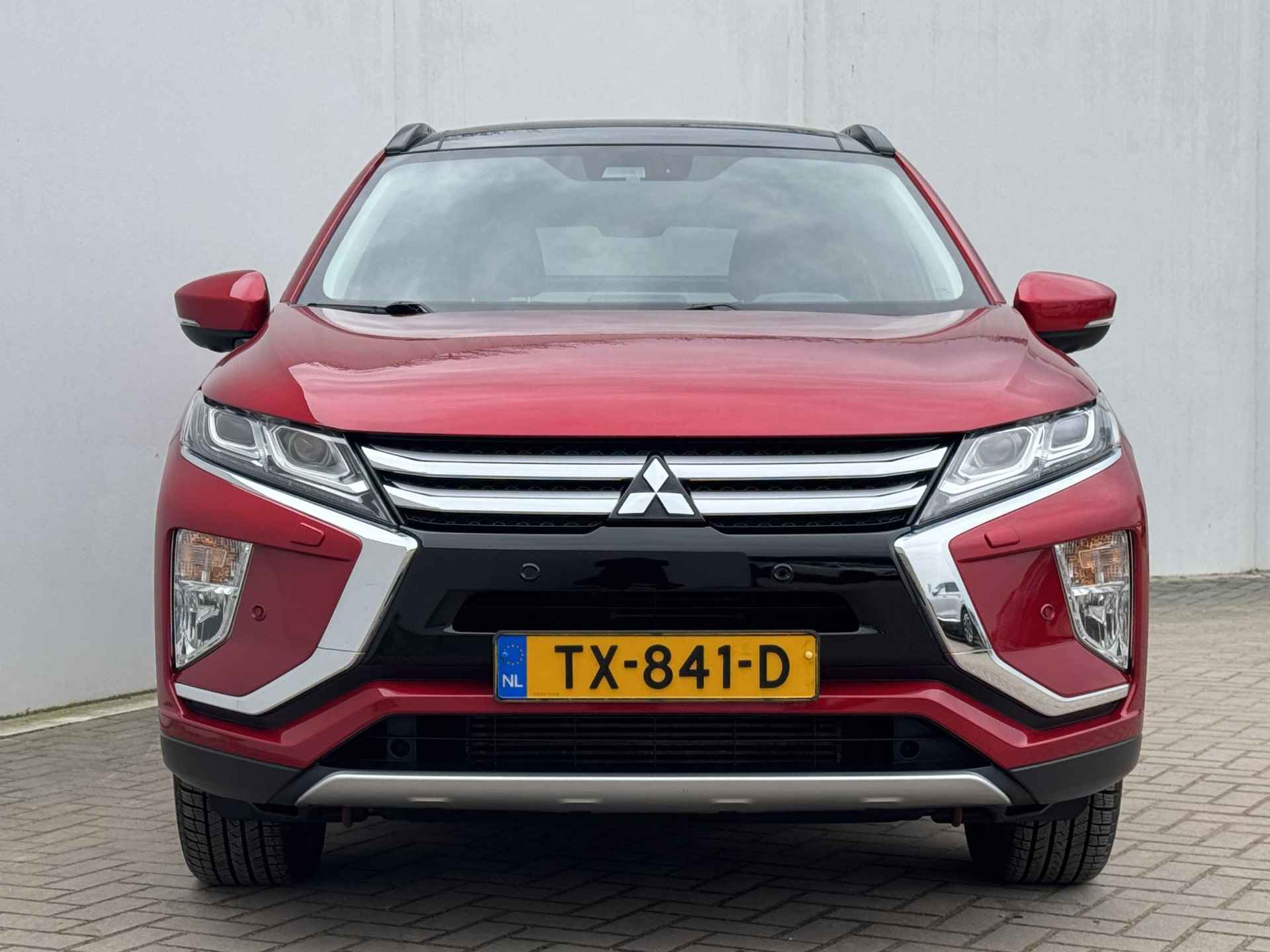 Mitsubishi Eclipse Cross 1.5 DI-T 4WD Instyle / Stuur - Stoel - en voorruitverwarming / Trekhaak / Schuif- kanteldak / 360 graden camera / Adaptieve cruise control - 11/44