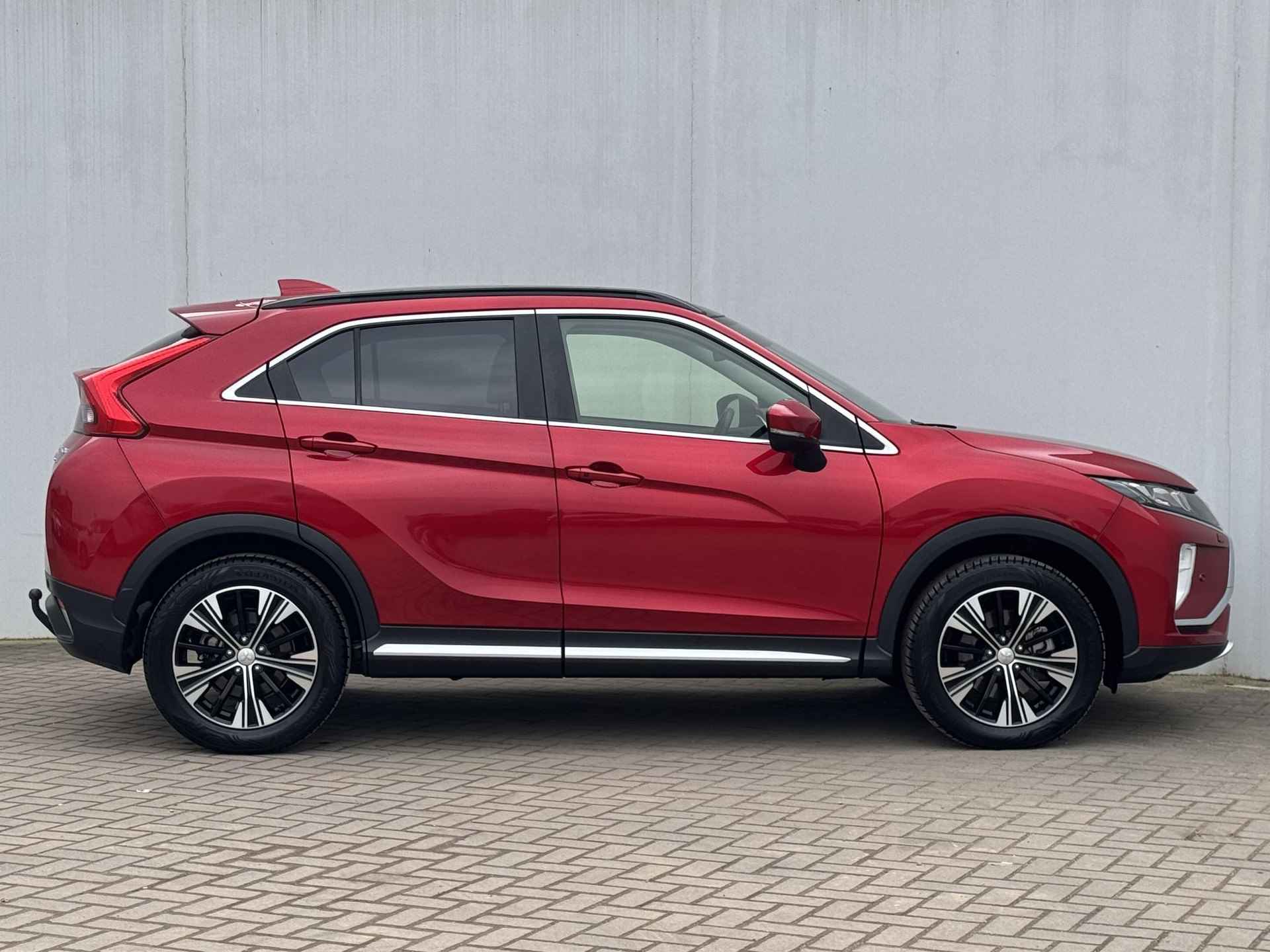 Mitsubishi Eclipse Cross 1.5 DI-T 4WD Instyle / Stuur - Stoel - en voorruitverwarming / Trekhaak / Schuif- kanteldak / 360 graden camera / Adaptieve cruise control - 12/44