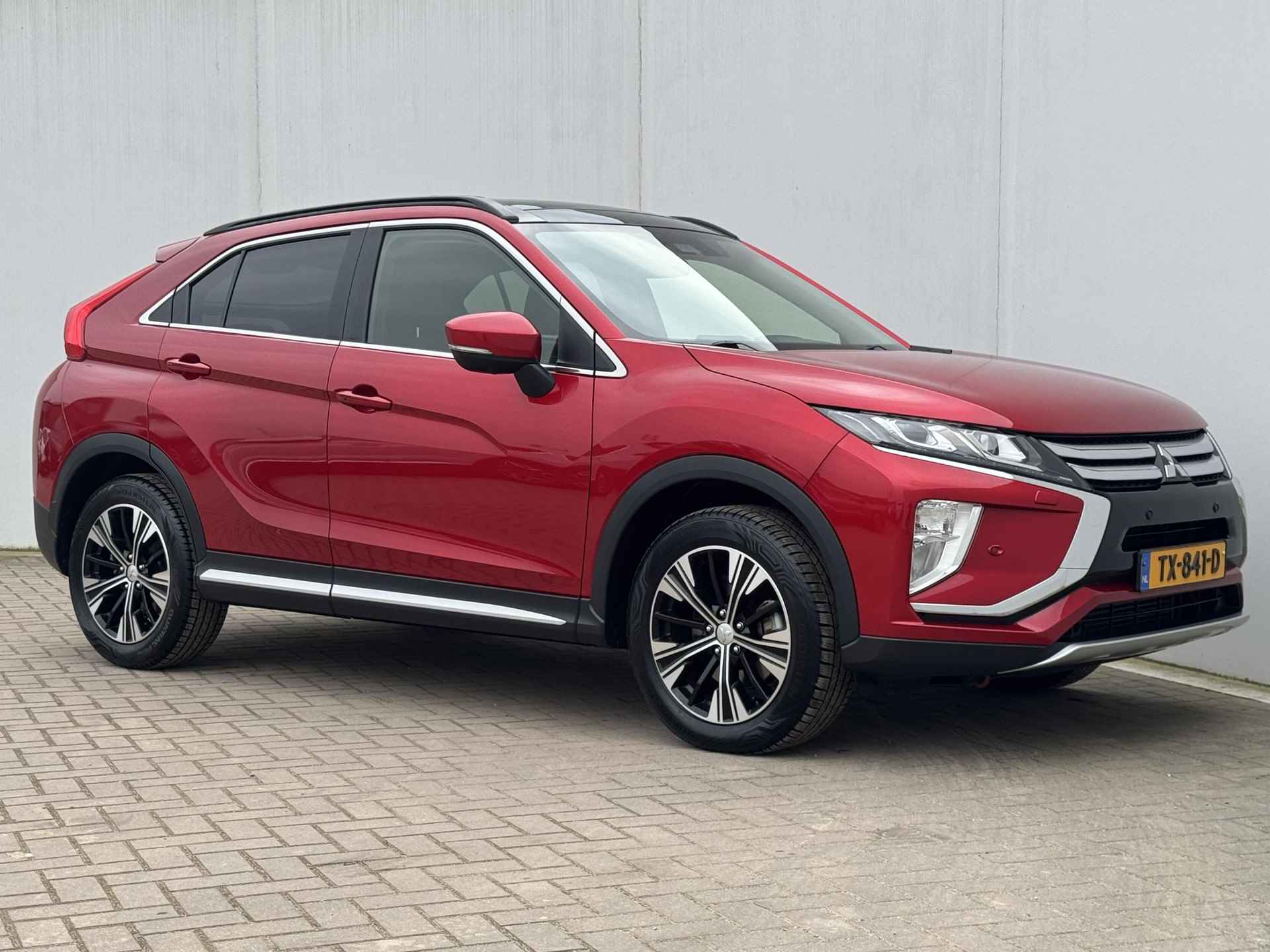 Mitsubishi Eclipse Cross 1.5 DI-T 4WD Instyle / Stuur - Stoel - en voorruitverwarming / Trekhaak / Schuif- kanteldak / 360 graden camera / Adaptieve cruise control - 13/44