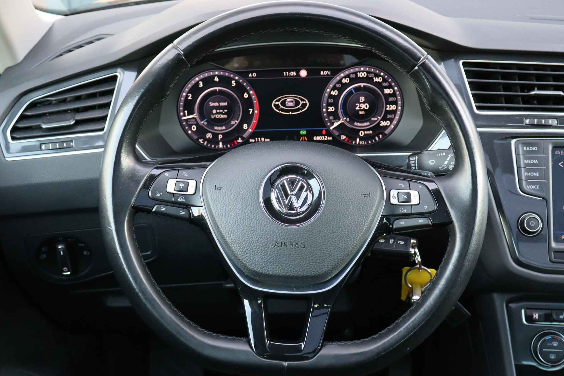 Volkswagen Tiguan 2.0 TSI 4Motion Highline | Cruise Control | Achteruitrijcamera | Trekhaak | - 5/28