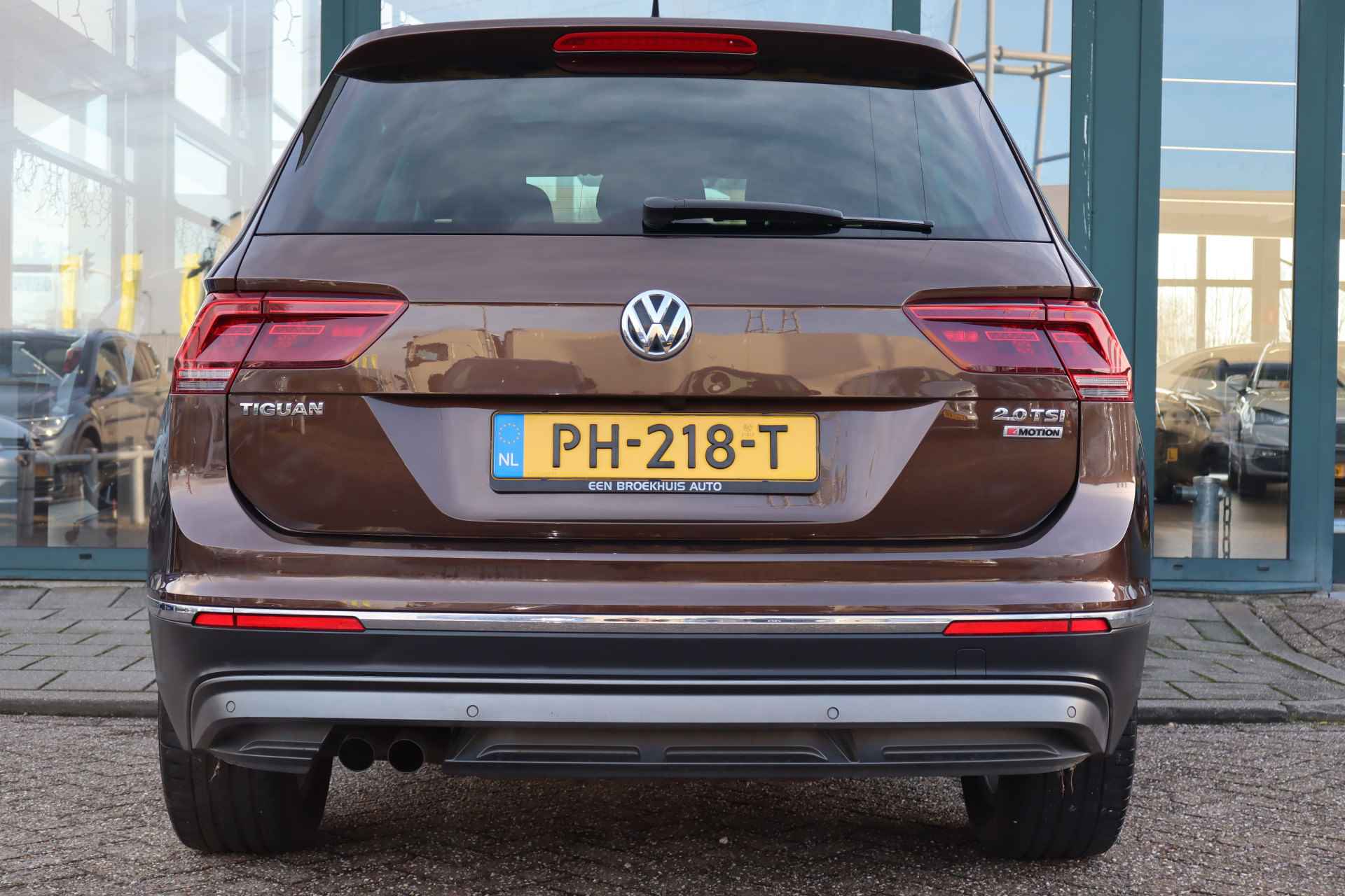 Volkswagen Tiguan 2.0 TSI 4Motion Highline | Cruise Control | Achteruitrijcamera | Trekhaak | - 25/28