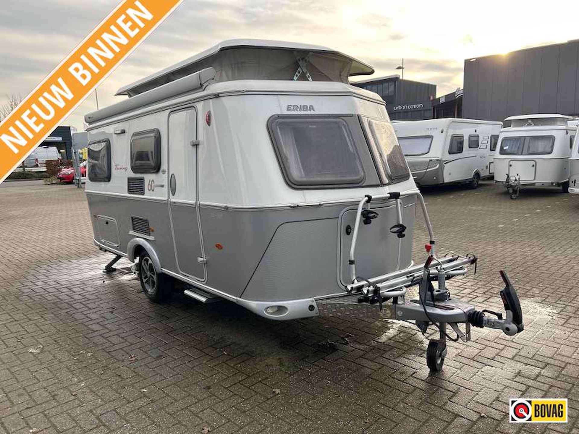 Eriba Touring - 60 Edition 542 MET V-BED, MOVER, LUIFEL