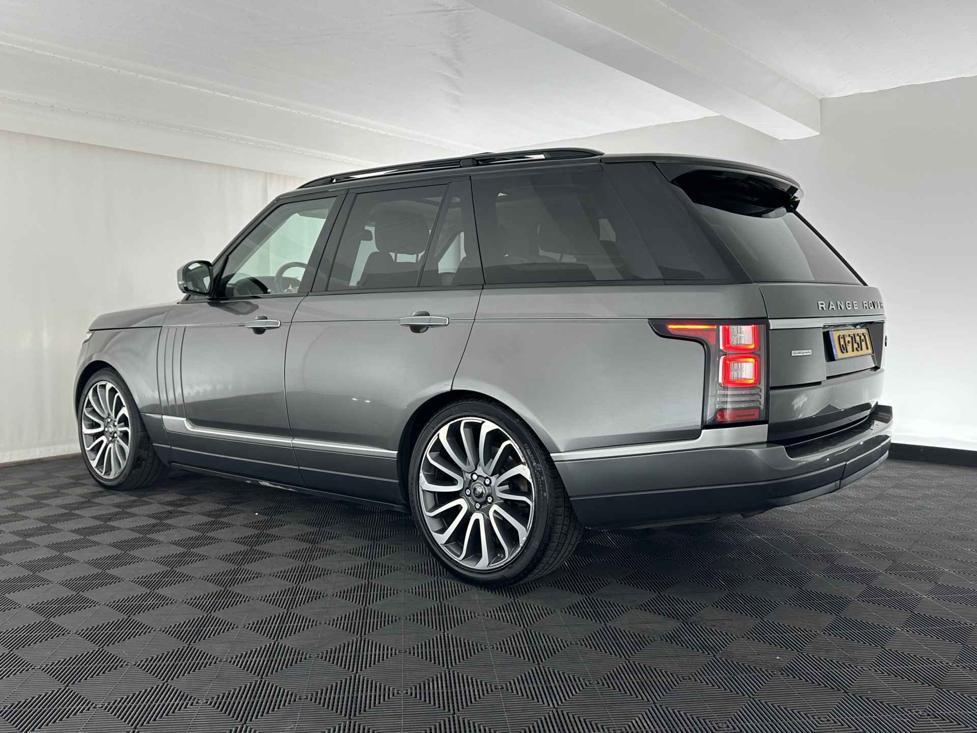 Land Rover Range Rover 3.0 TDV6 Autobiography Aut. *PANO | OXFORD-VOLLEDER | BI-XENON | VIRTUAL-COCKPIT | MERIDIAN-SOUND | MEMORY-PACK | BLIND-SPOT | CAMERA | COMFORT-SEATS | KEYLESS | AIR-SUSPENSION | 22''ALU* - 4/38