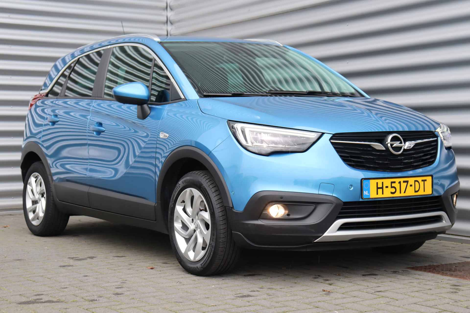 Opel Crossland X 1.2 TURBO 110PK INNOVATION+ / NAVI / LEDER / CLIMA / LED / PDC / 16" LMV / KEYLESS / CAMERA / BLUETOOTH / CRUISECONTROL / 1E EIG - 4/41