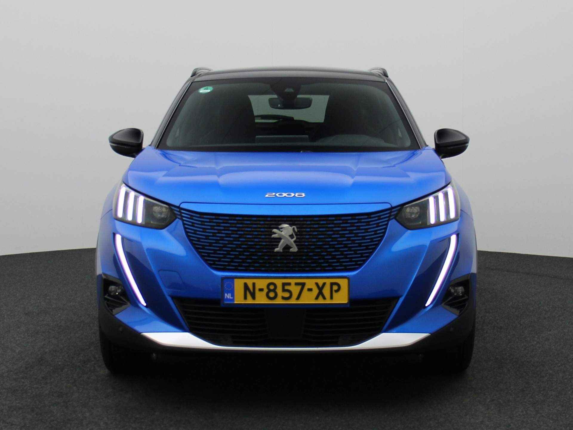 Peugeot e-2008 EV GT Pack 50 kWh | Panorama dak | Camera | Navigatie | Parkeersensoren Voor + Achter | LED | DAB | Alcantara/Leer | Virtual Dashboard | Apple/Android Carplay - 3/39