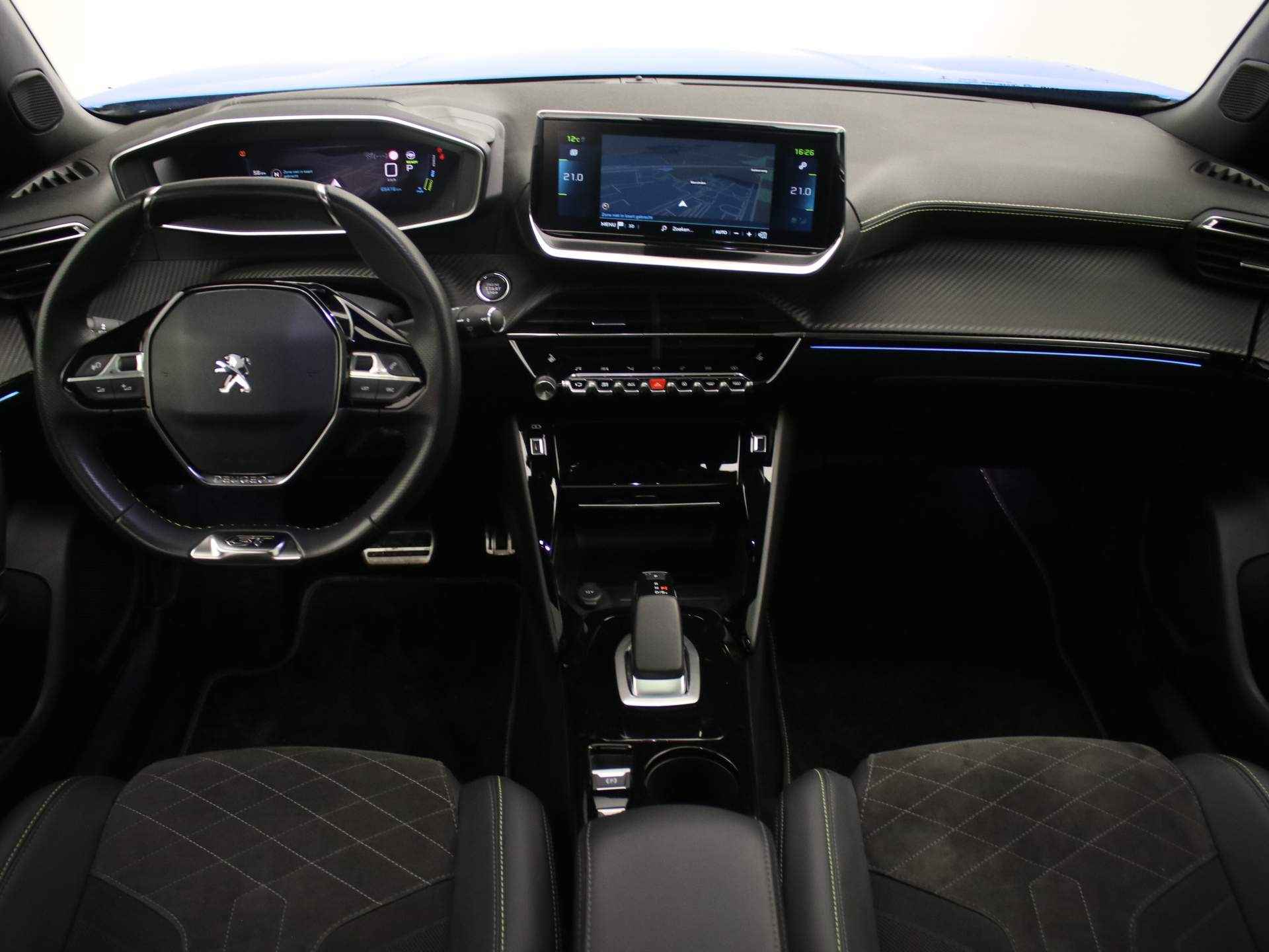 Peugeot e-2008 EV GT Pack 50 kWh | Panorama dak | Camera | Navigatie | Parkeersensoren Voor + Achter | LED | DAB | Alcantara/Leer | Virtual Dashboard | Apple/Android Carplay - 7/39
