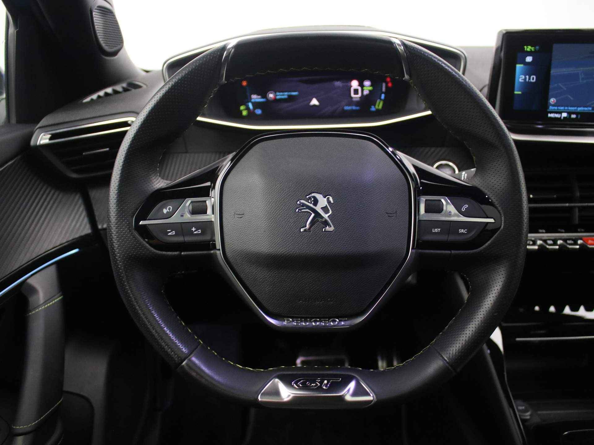 Peugeot e-2008 EV GT Pack 50 kWh | Panorama dak | Camera | Navigatie | Parkeersensoren Voor + Achter | LED | DAB | Alcantara/Leer | Virtual Dashboard | Apple/Android Carplay - 8/39