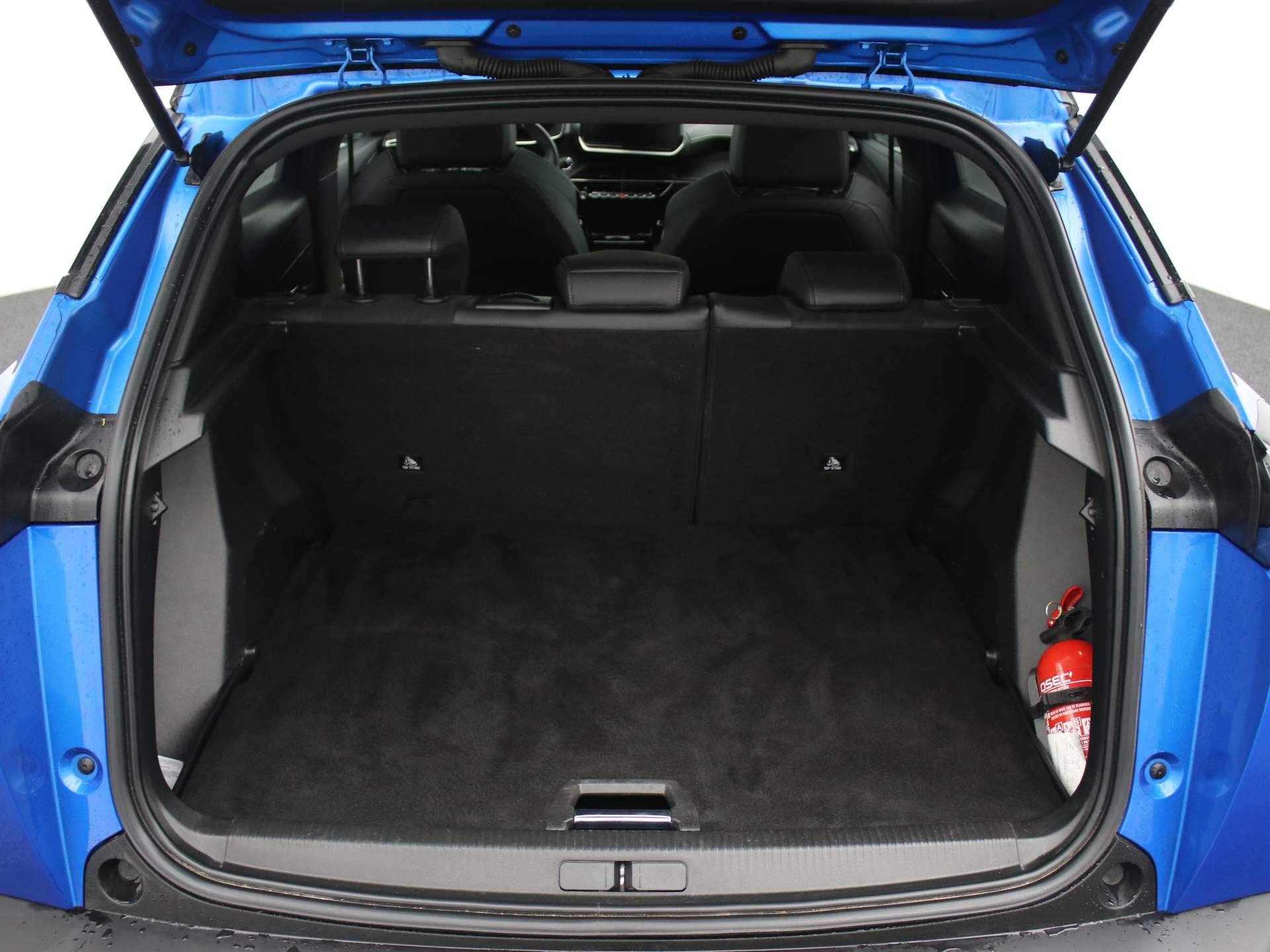 Peugeot e-2008 EV GT Pack 50 kWh | Panorama dak | Camera | Navigatie | Parkeersensoren Voor + Achter | LED | DAB | Alcantara/Leer | Virtual Dashboard | Apple/Android Carplay - 35/39