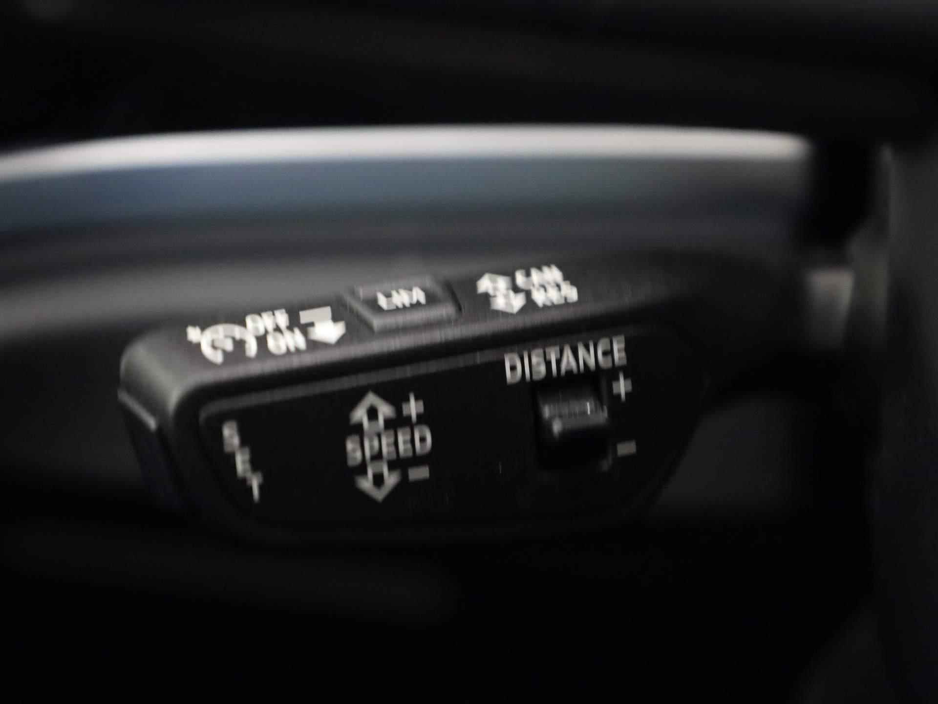 Audi Q3 Sportback 35 TFSI/150PK S Line · Panoramadak · Drive select · Stoelverwarming - 9/43