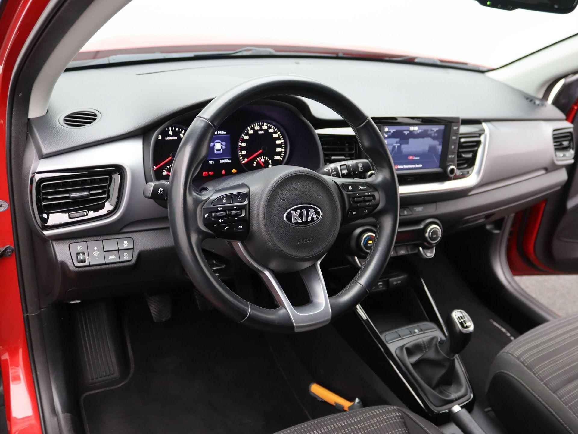 Kia Stonic 1.0 T-GDi DynamicLine | Camera | Cruise Control |Airconditioning | Parkeer Sensoren - 27/44