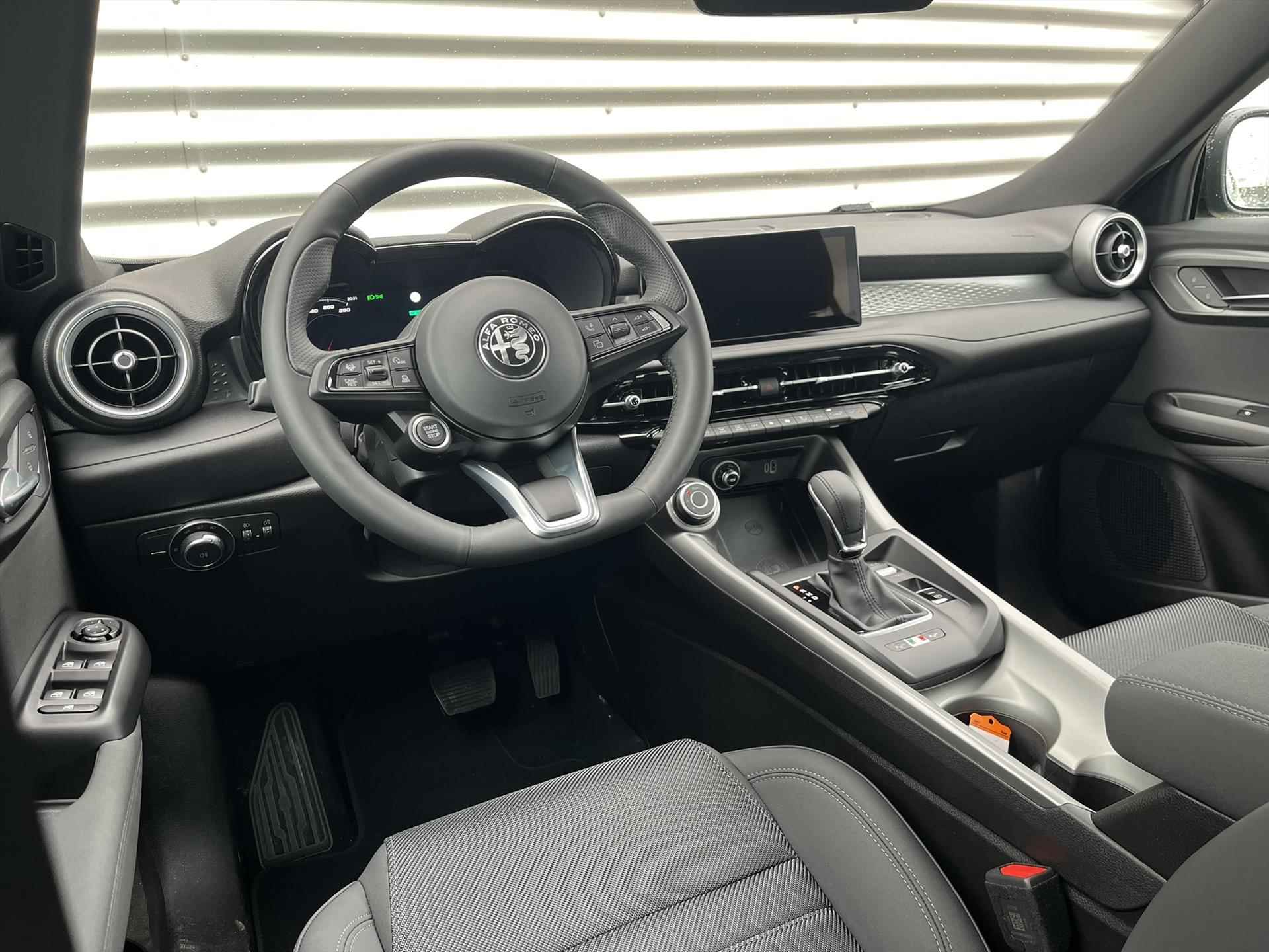 Alfa Romeo Tonale 1.5T Hybrid 130pk Aut Sprint | Navigatie | Adaptive Cruise Control | Climate Control - 9/23