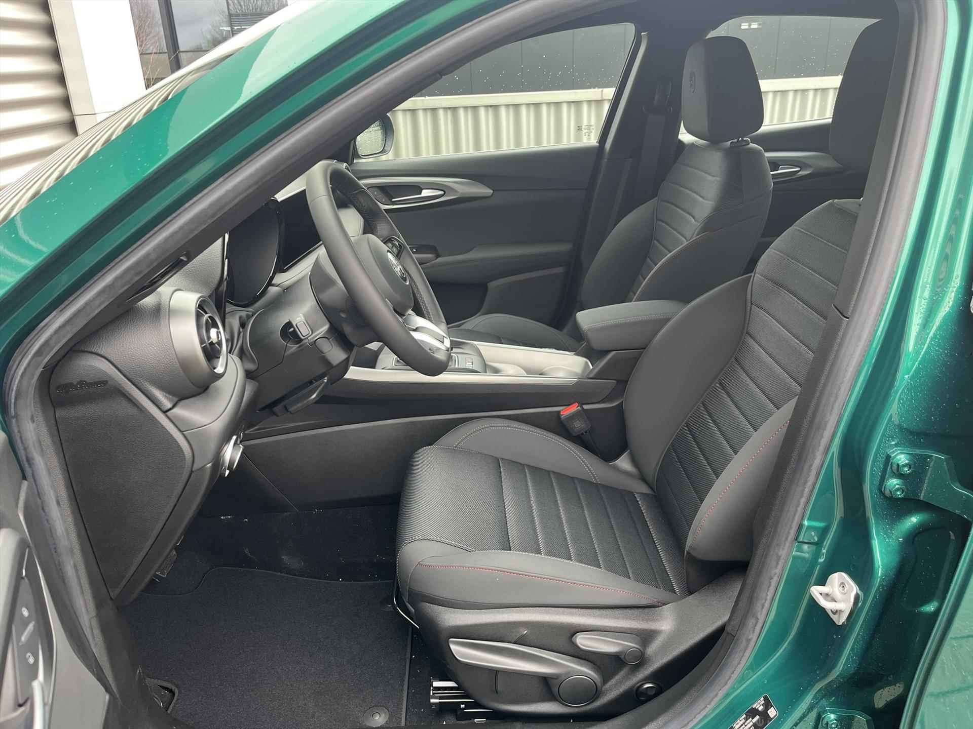 Alfa Romeo Tonale 1.5T Hybrid 130pk Aut Sprint | Navigatie | Adaptive Cruise Control | Climate Control - 10/23