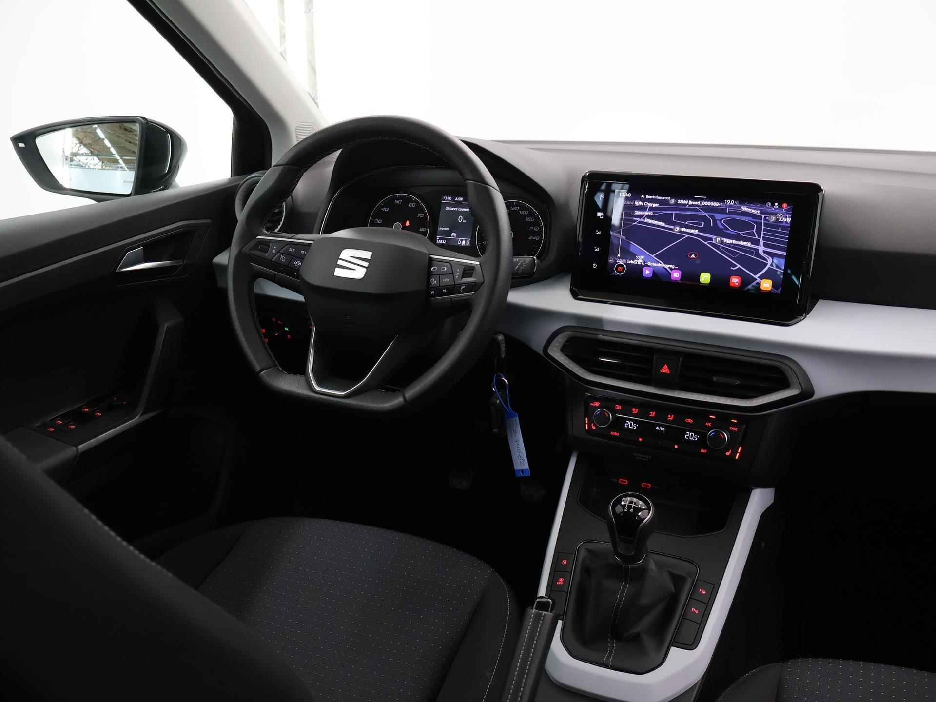 SEAT Arona 1.0 TSI Style | Navigatie | Camera | ClimateControle | Stoelverwarming | PrivacyGlass | Apple Carplay | CruiseControl | PDC | - 10/39