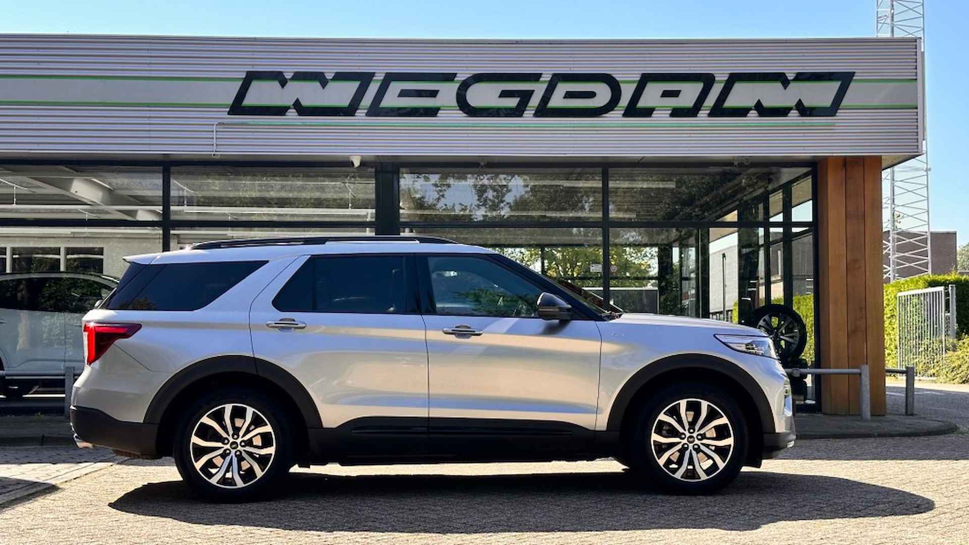 FORD Explorer 3.0 V6 EB PHEV ST-LINE / 5J FORD PROTECT / TREKHAAK - 3/26