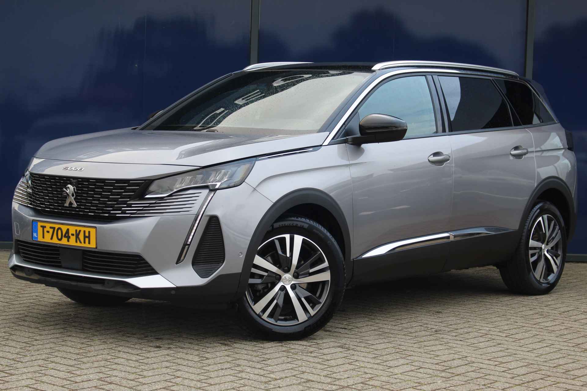 Peugeot 5008 1.2 Allure Pack Business Automaat | Navigatie | Camera voor & achter | Cruise & Climate C. | Privacy Glass | - 1/56