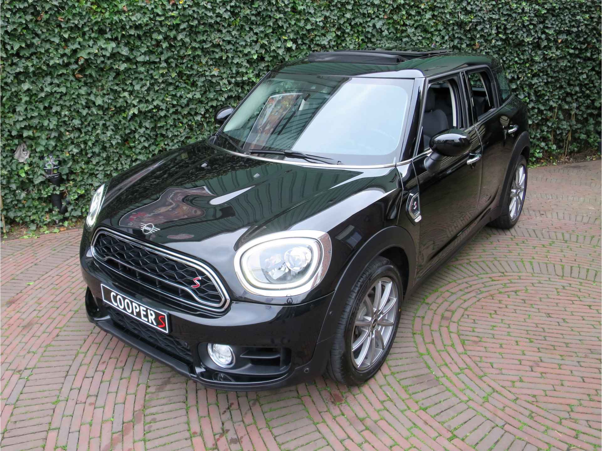 MINI Countryman 2.0 Cooper S Chili F60 automaat met Pano.dak, LED, Apple CarPlay en 18" - 47/48