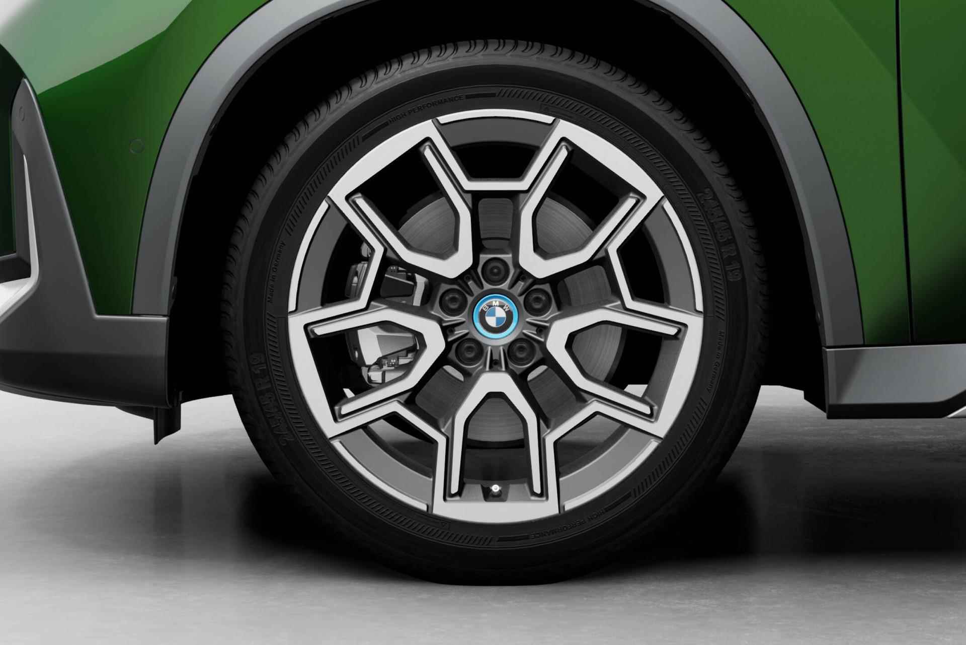 BMW iX1 xDrive30 Launch Edition 67 kWh | xLine | Elektrisch verwarmde voorstoelen | Driving Assistant Plus - 10/20