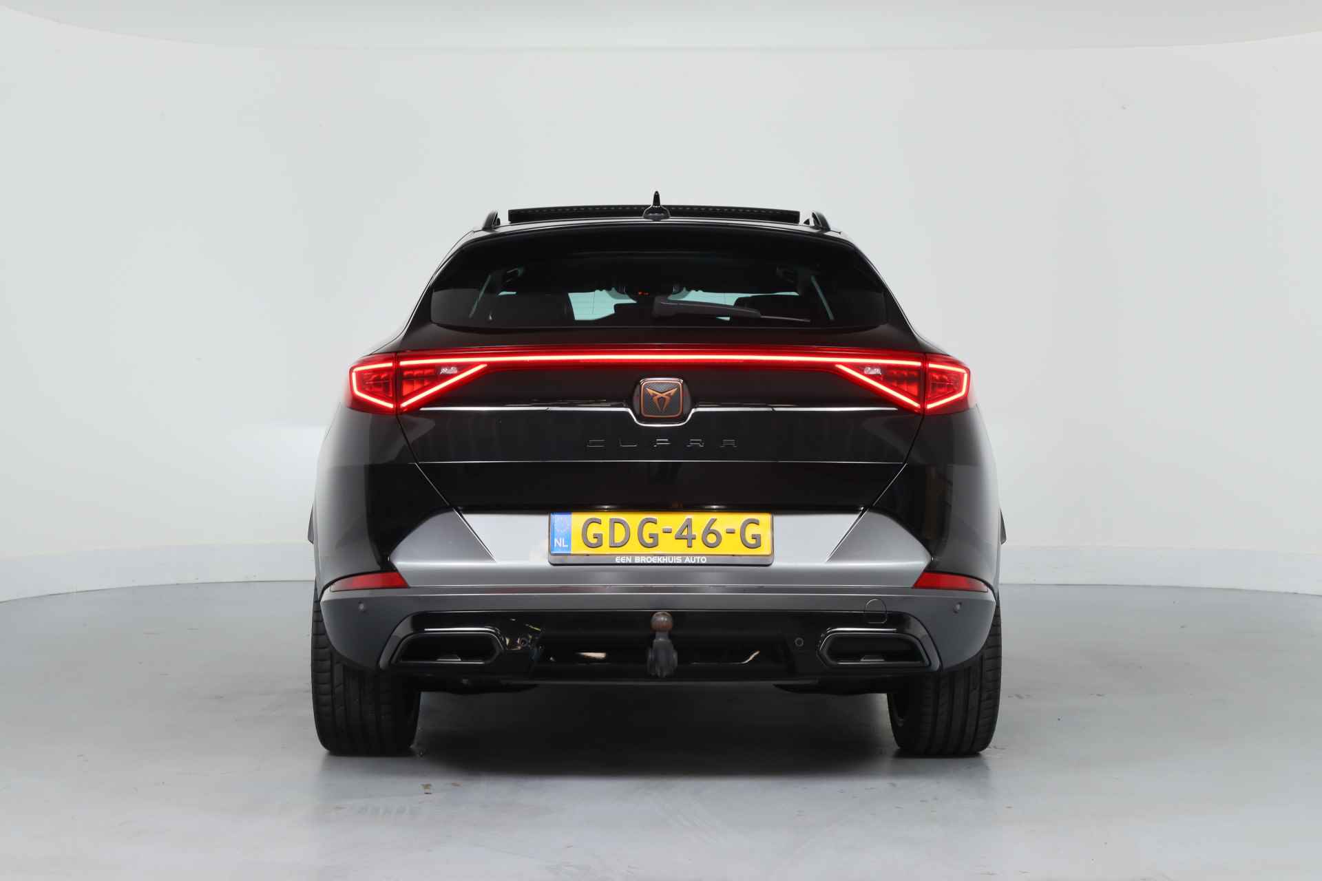 CUPRA Formentor 1.4 e-Hybrid VZ 245 Pk | Panodak | Trekhaak Elektr. | Adaptive Cruise | Stoel-/Stuurverwarming | Camera | Keyless | Blis | Led | - 7/40