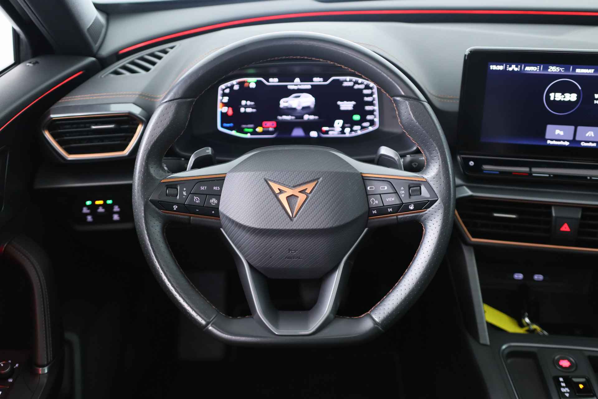 CUPRA Formentor 1.4 e-Hybrid VZ 245 Pk | Panodak | Trekhaak Elektr. | Adaptive Cruise | Stoel-/Stuurverwarming | Camera | Keyless | Blis | Led | - 23/40