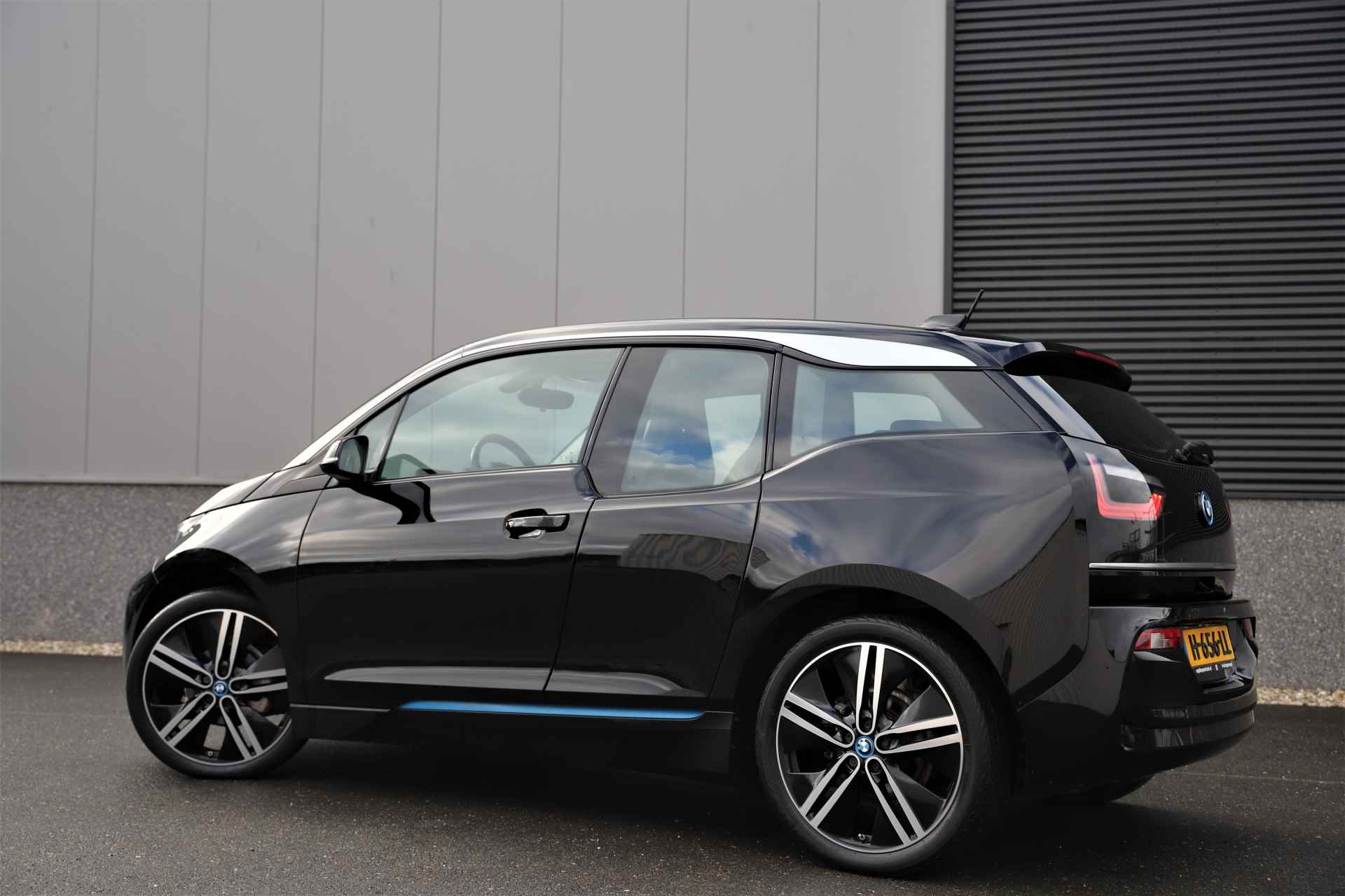 BMW i3 Executive 120Ah 42 kWh/ Leder/*subsidie*€ 20.944 /W.pomp/3-fase - 20/49