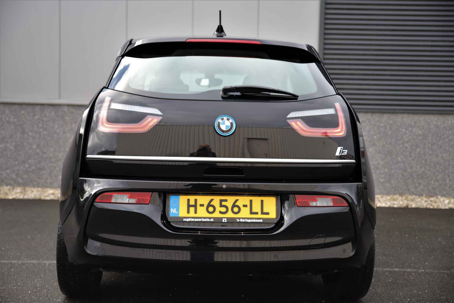 BMW i3 Executive 120Ah 42 kWh/ Leder/*subsidie*€ 20.944 /W.pomp/3-fase - 27/49