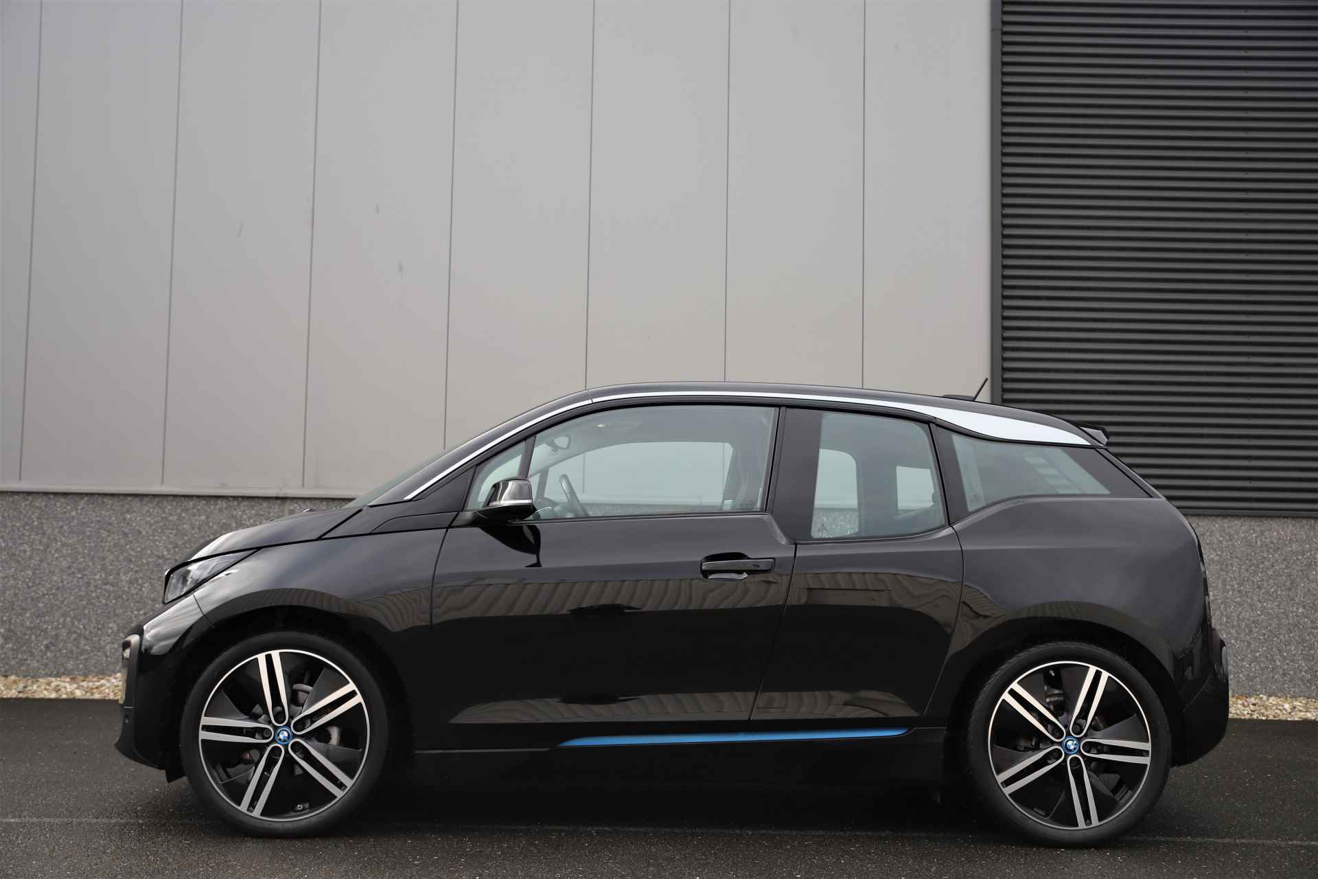 BMW i3 Executive 120Ah 42 kWh/ Leder/*subsidie*€ 20.944 /W.pomp/3-fase - 42/49