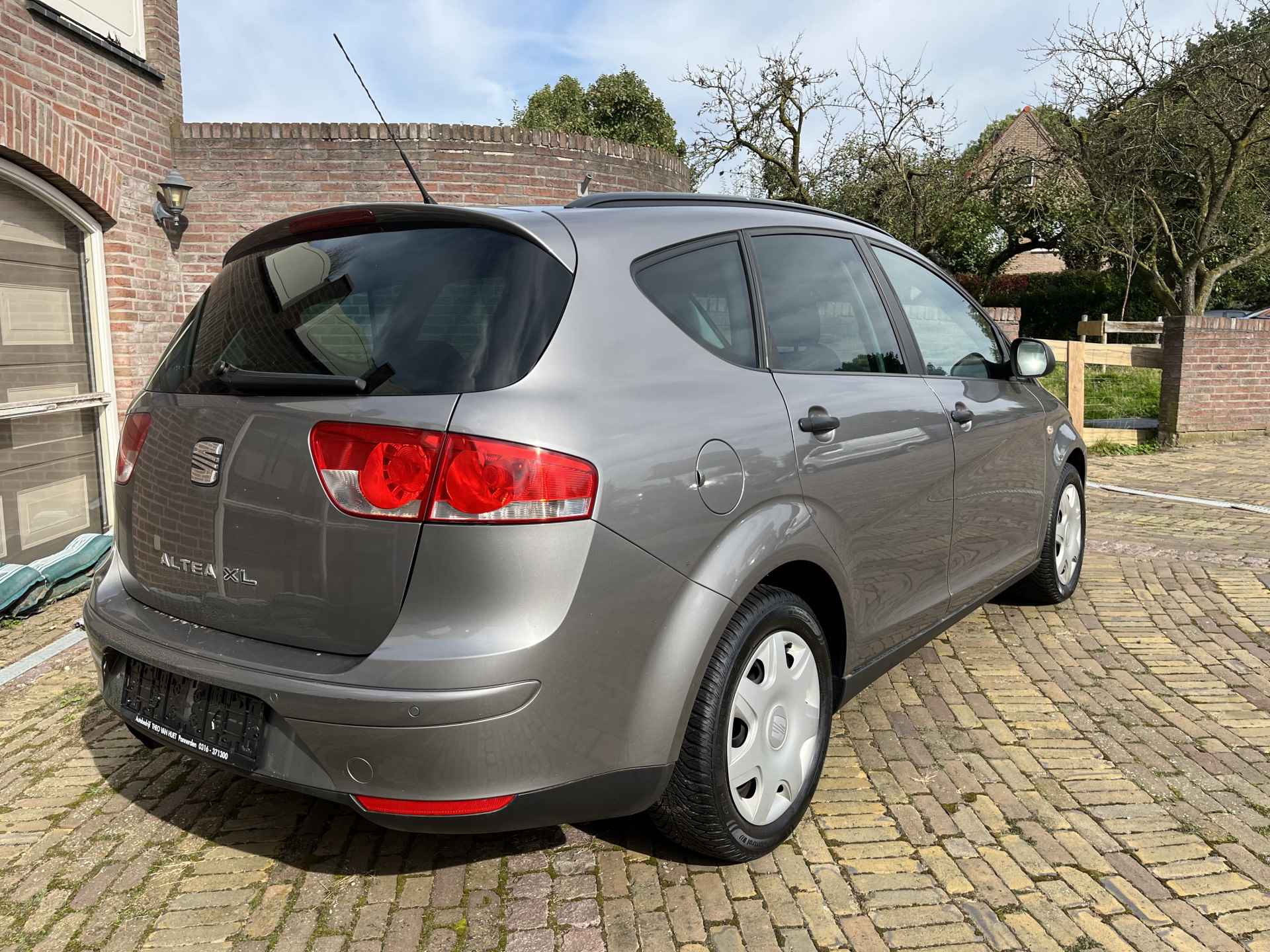 SEAT Altea XL 1.4 TSI Businessline Airco/Cruise/PDC/Stoelvw https://wheelerdelta.autodata.nl/#/fotovideo/18628678 - 2/24