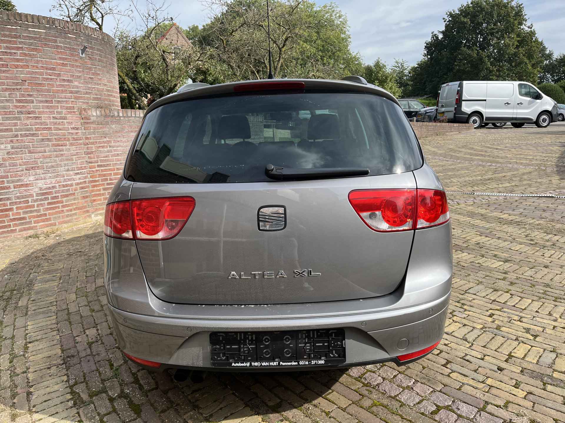 SEAT Altea XL 1.4 TSI Businessline Airco/Cruise/PDC/Stoelvw https://wheelerdelta.autodata.nl/#/fotovideo/18628678 - 9/24