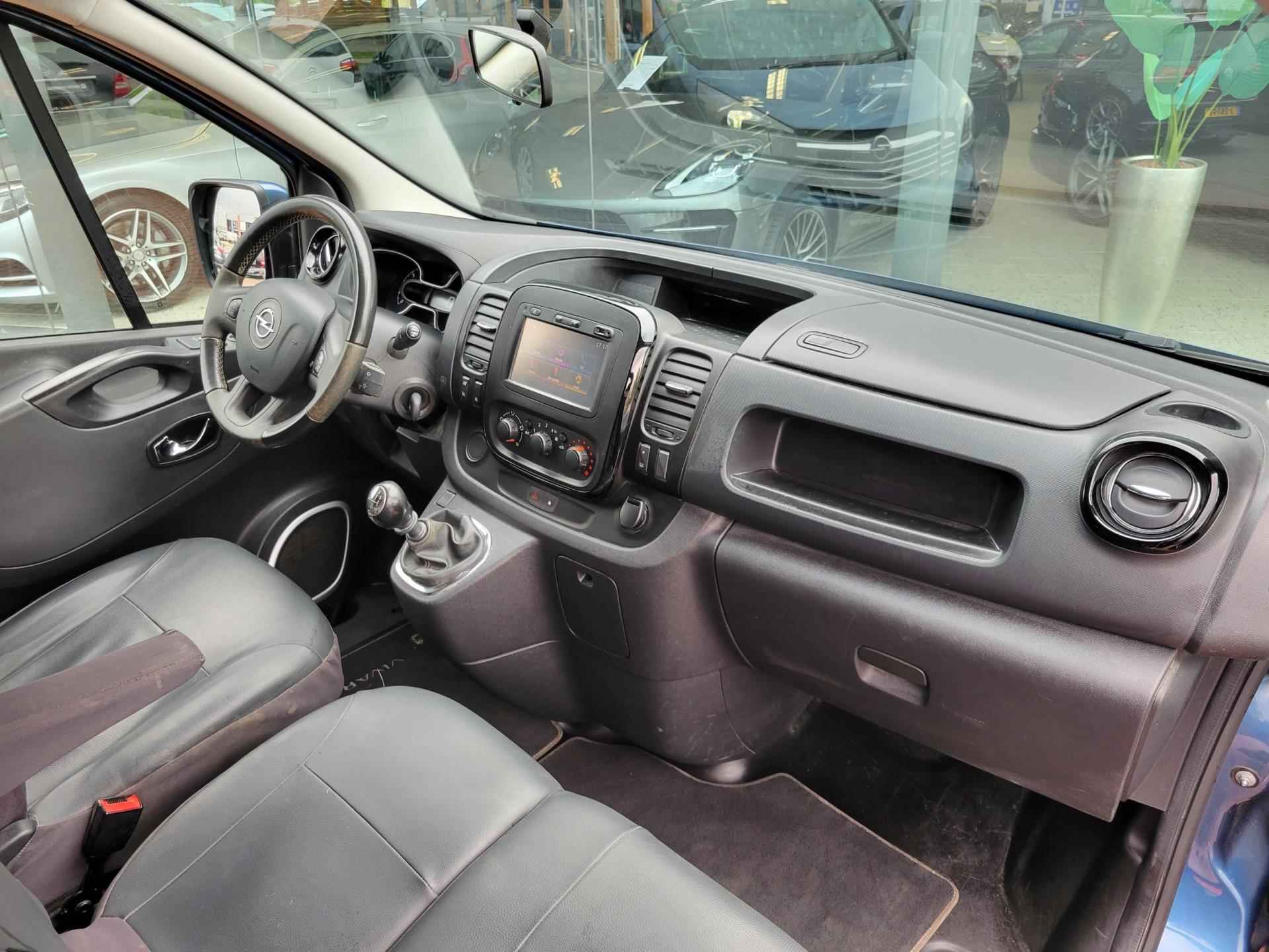 Opel Vivaro 1.6 CDTI L1H1 DC Edition | Navi | Cruise | Trekhaak | Leder | Volledig onderhouden - 3/33