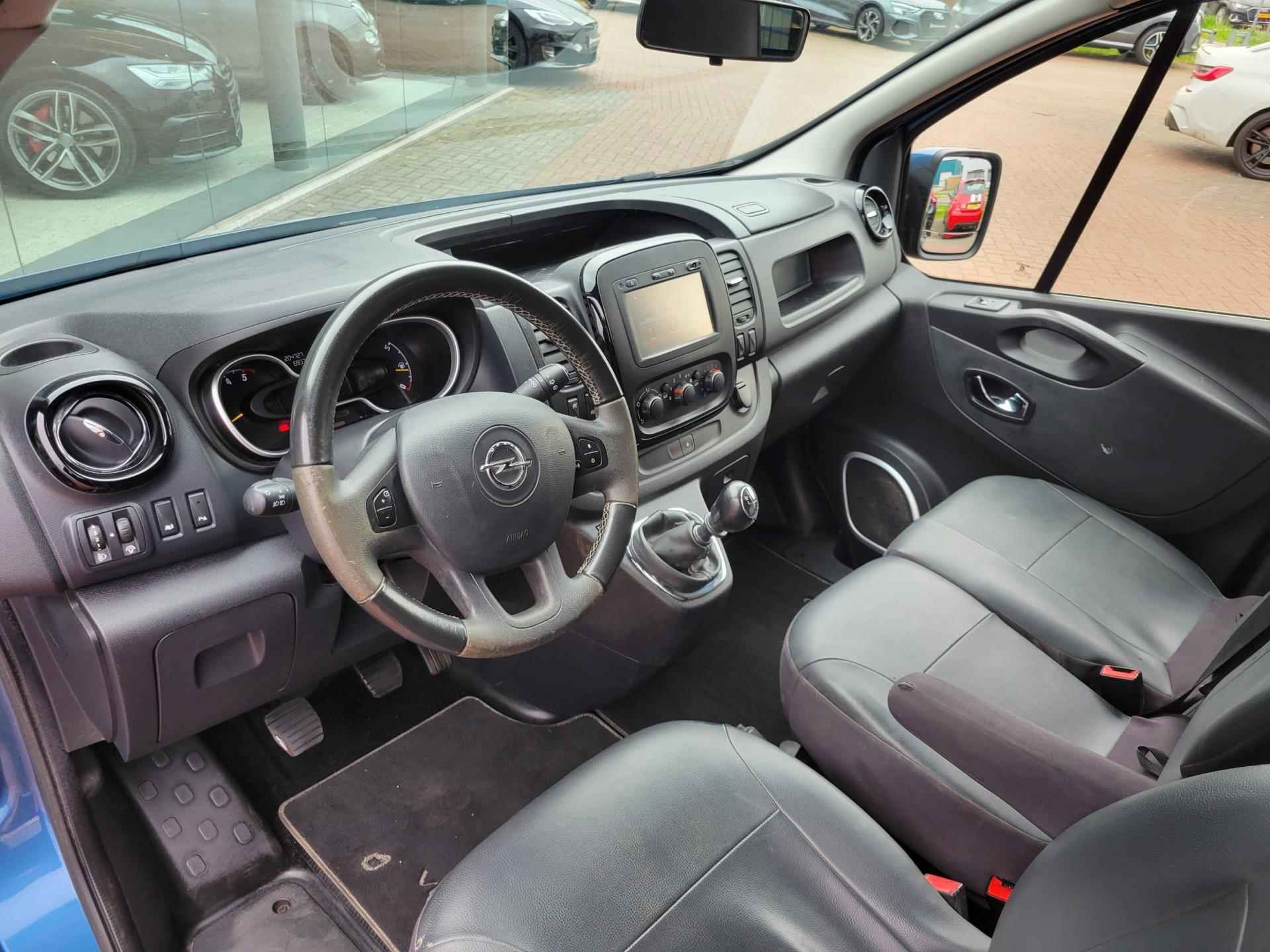 Opel Vivaro 1.6 CDTI L1H1 DC Edition | Navi | Cruise | Trekhaak | Leder | Volledig onderhouden - 4/33