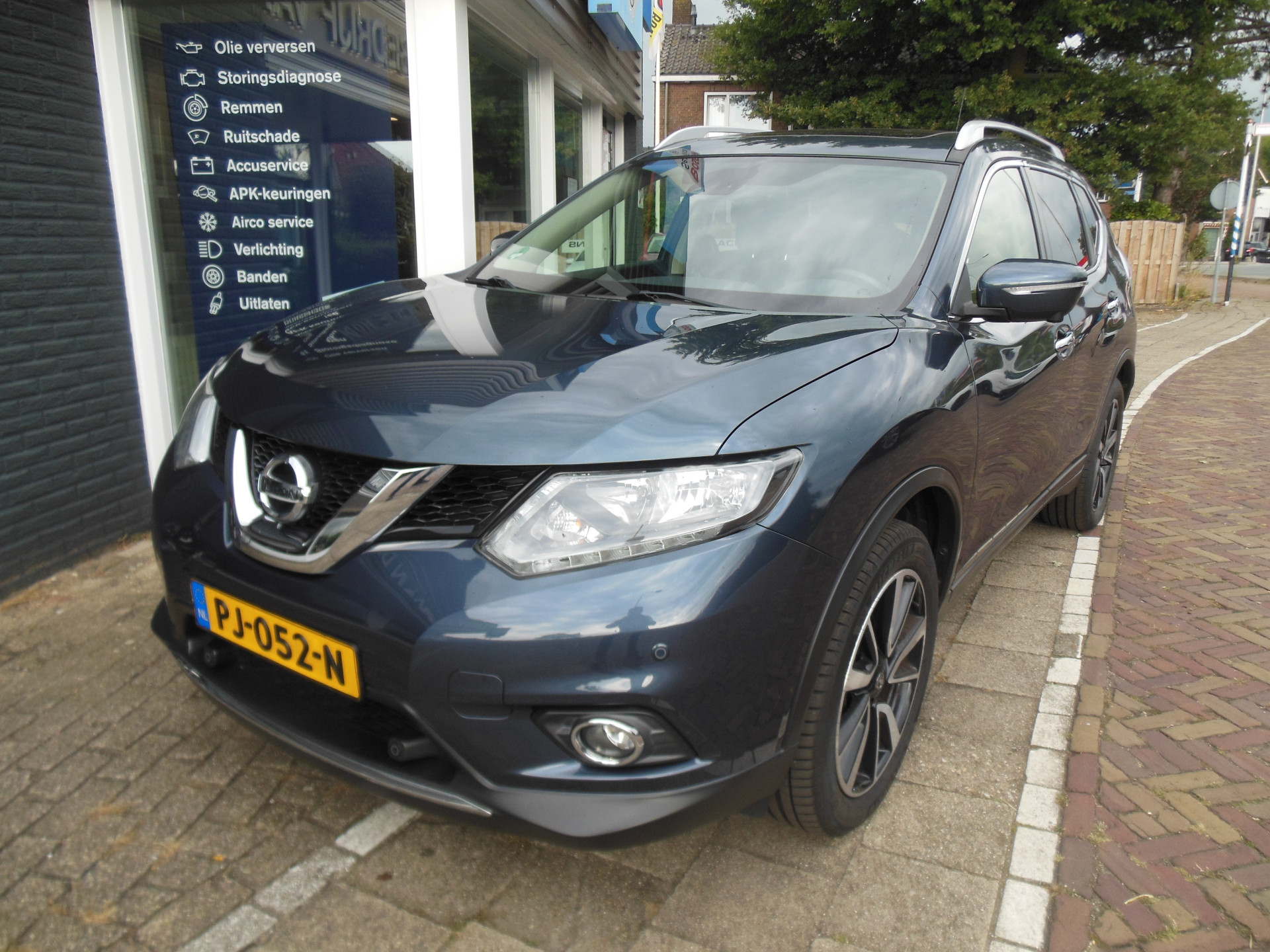 Nissan X-Trail 1.6 DIG-T N-Connecta 12 maanden Bovag garantie bij viaBOVAG.nl
