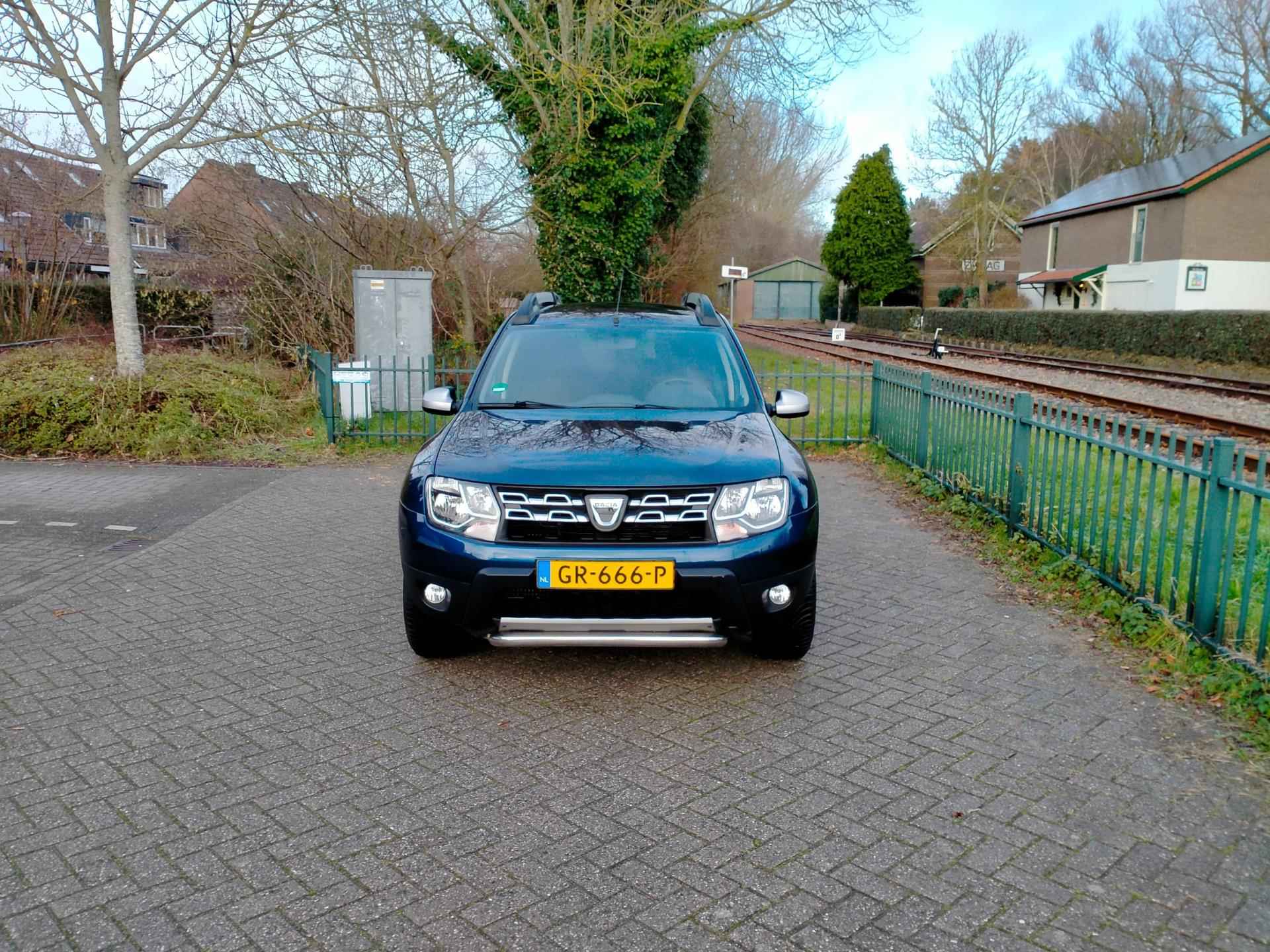 Dacia Duster 1.2 TCe 4x2 10th Anniversary Airco trekhaak nieuwe kettingset ALLINPRIJS - 2/26