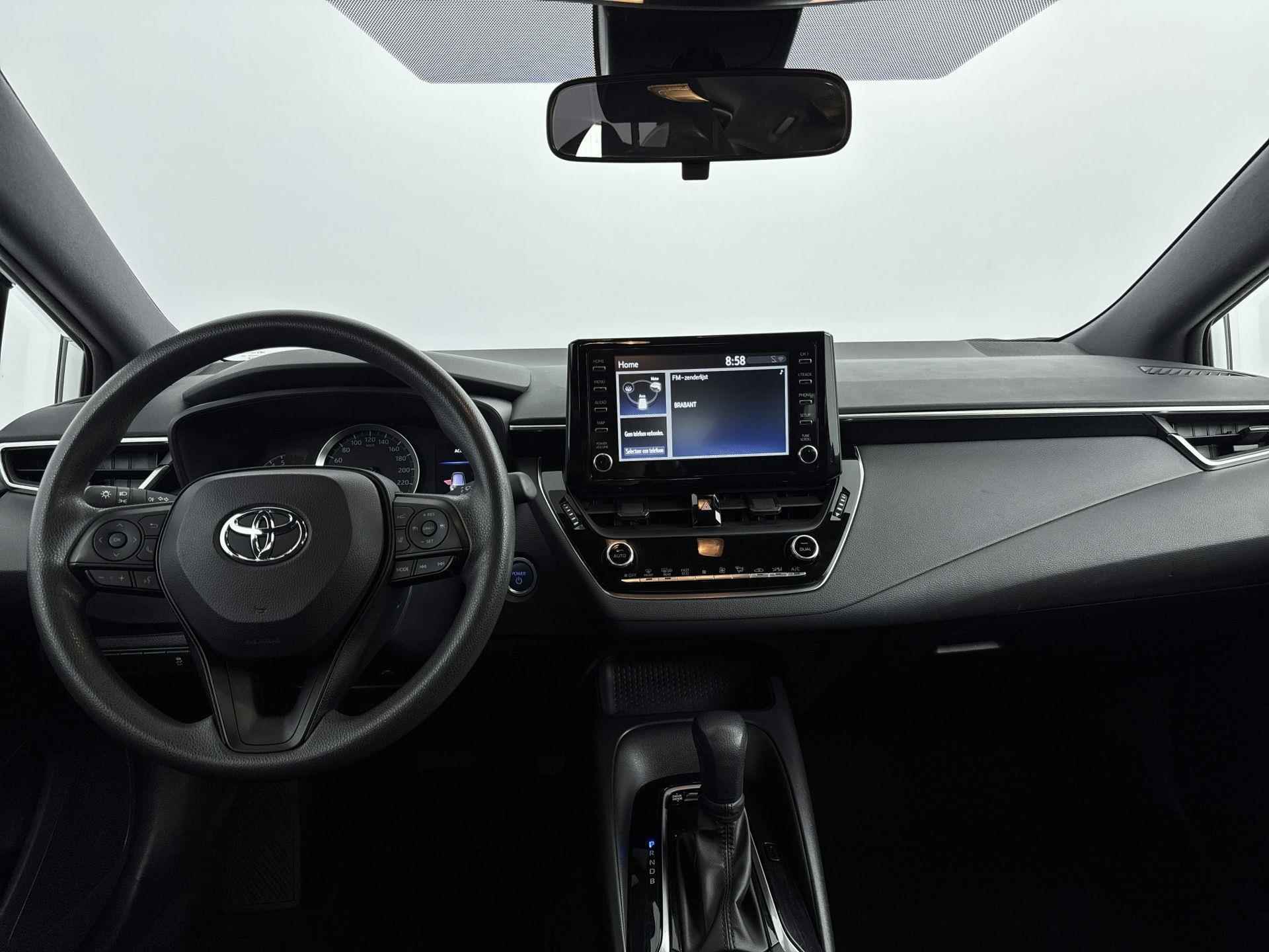 Toyota Corolla Touring Sports Hybrid Comfort 122pk Automaat | Climate Control | Camera | Adaptieve Cruise Control | Armsteun Voor | Parkeersensoren Achter - 17/33