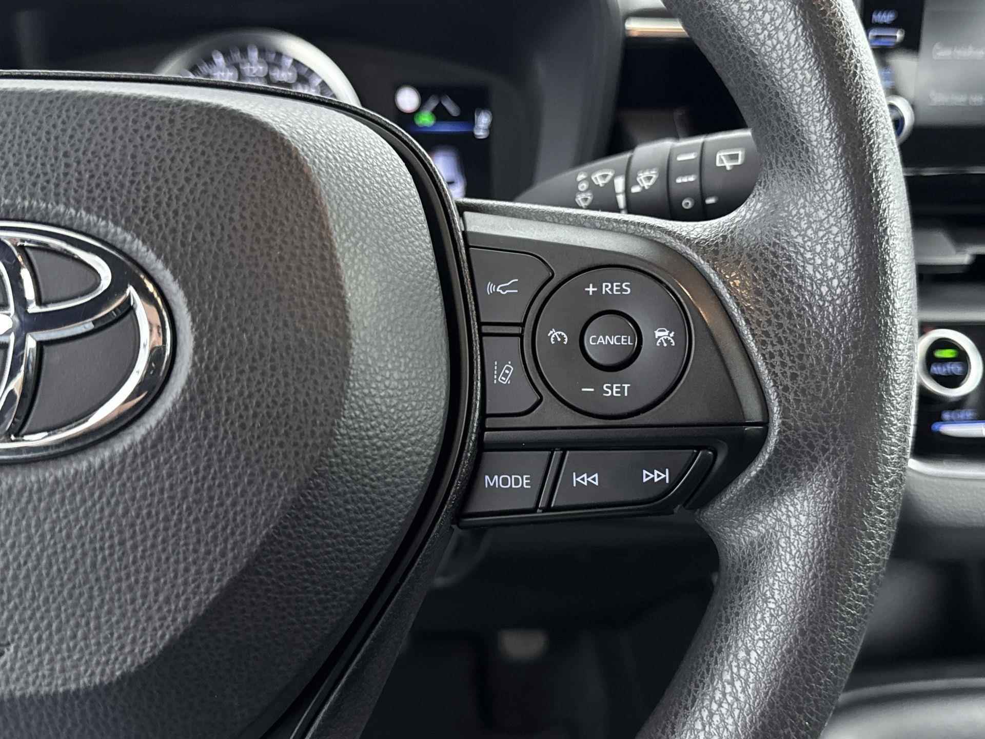 Toyota Corolla Touring Sports Hybrid Comfort 122pk Automaat | Climate Control | Camera | Adaptieve Cruise Control | Armsteun Voor | Parkeersensoren Achter - 24/33