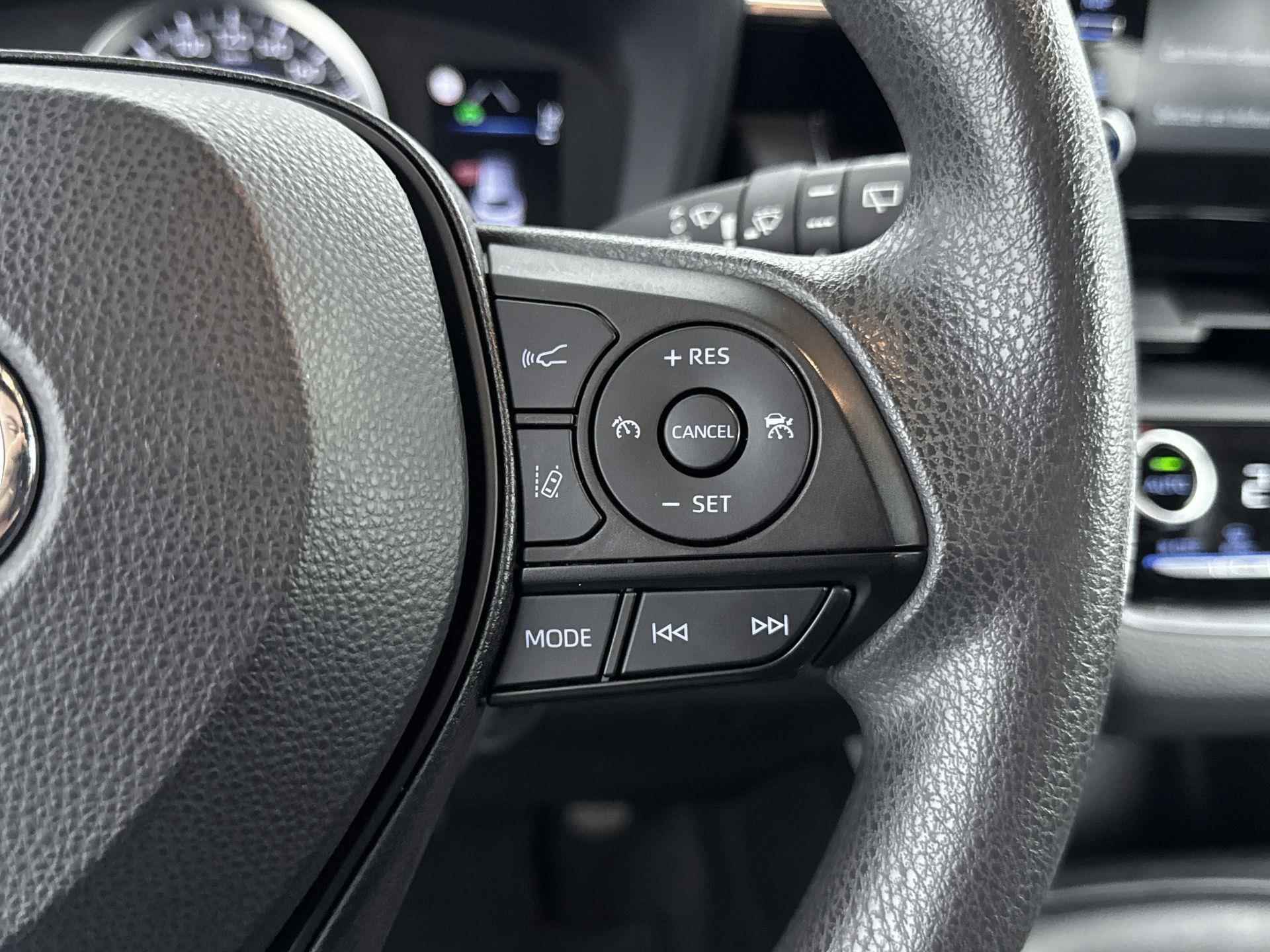 Toyota Corolla Touring Sports Hybrid Comfort 122pk Automaat | Climate Control | Camera | Adaptieve Cruise Control | Armsteun Voor | Parkeersensoren Achter - 25/33